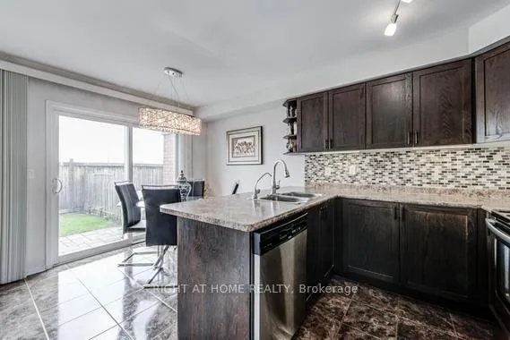 Photo 13 of 4864 Capri Crescent, Burlington, Alton — HOMEH