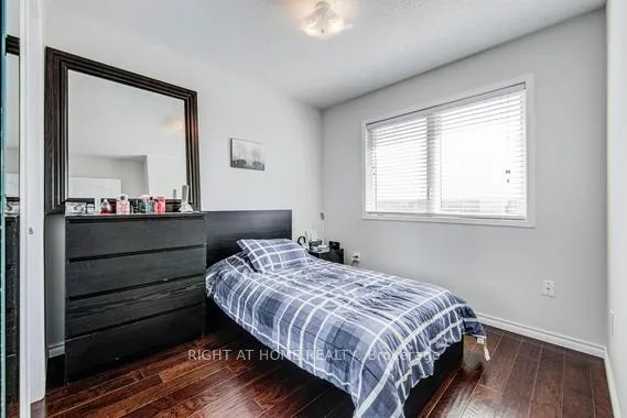 Photo 22 of 4864 Capri Crescent, Burlington, Alton — HOMEH