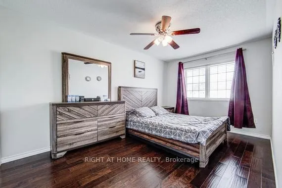 Photo 24 of 4864 Capri Crescent, Burlington, Alton — HOMEH