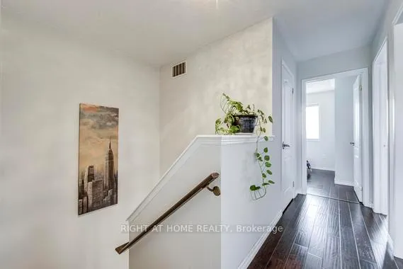 Photo 27 of 4864 Capri Crescent, Burlington, Alton — HOMEH