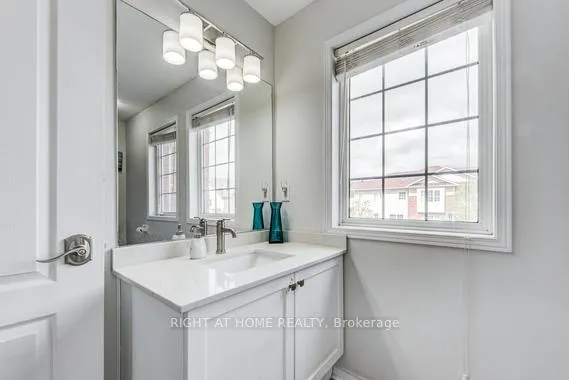 Photo 29 of 4864 Capri Crescent, Burlington, Alton — HOMEH