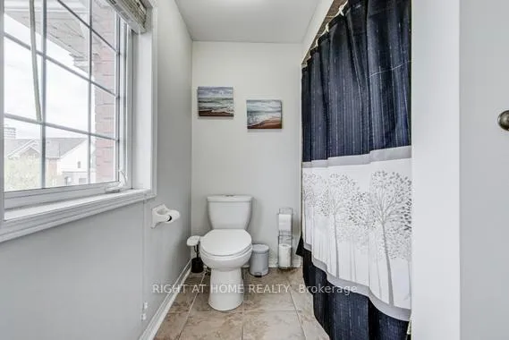 Photo 31 of 4864 Capri Crescent, Burlington, Alton — HOMEH