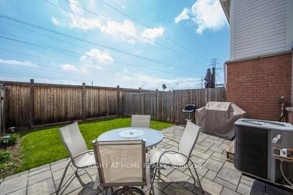 Photo 39 of 4864 Capri Crescent, Burlington, Alton — HOMEH