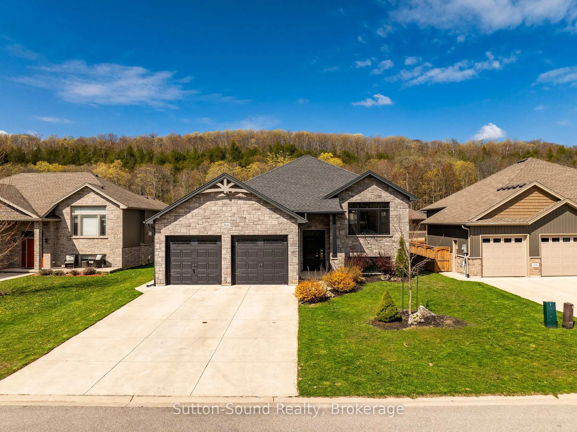 Photo 1 of 368 5th Ave A W, Owen Sound — HOMEH