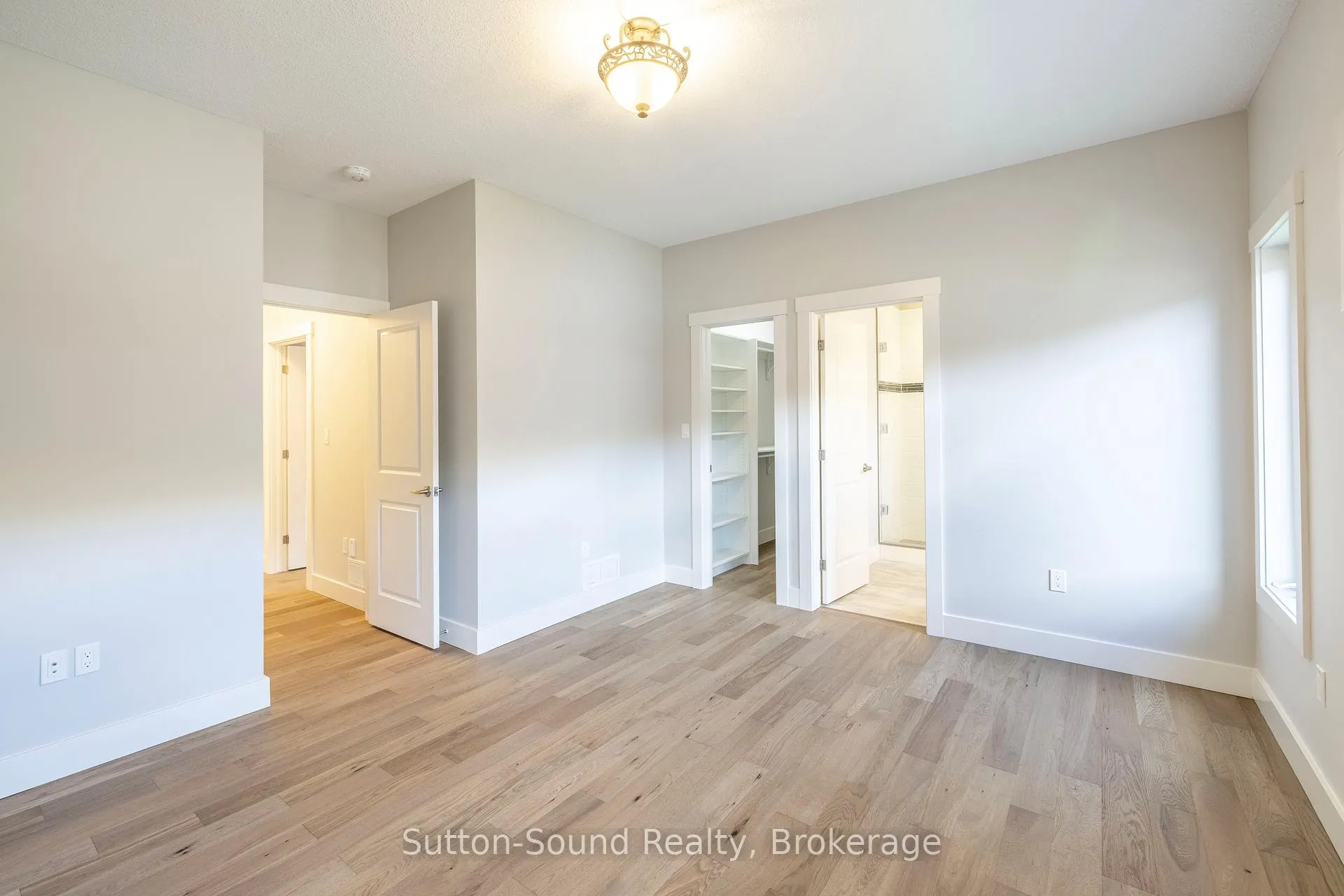 Photo 16 of 368 5th Ave A W, Owen Sound — HOMEH