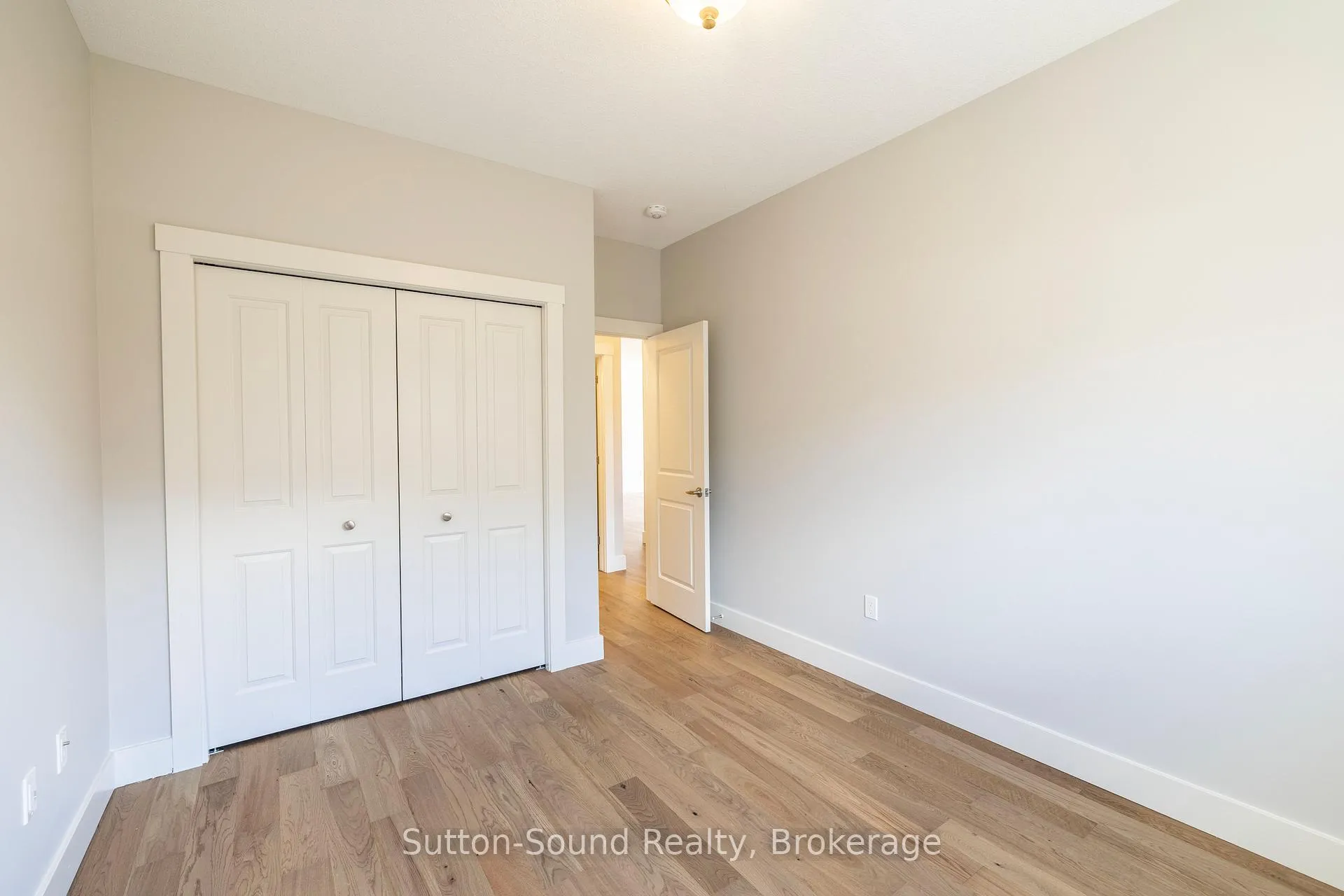 Photo 18 of 368 5th Ave A W, Owen Sound — HOMEH