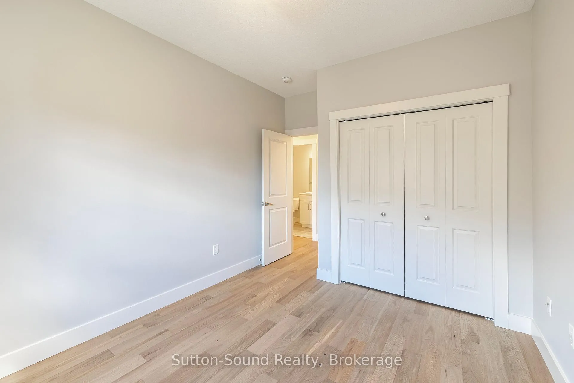 Photo 20 of 368 5th Ave A W, Owen Sound — HOMEH
