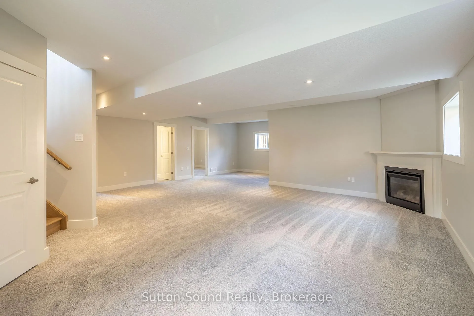 Photo 26 of 368 5th Ave A W, Owen Sound — HOMEH