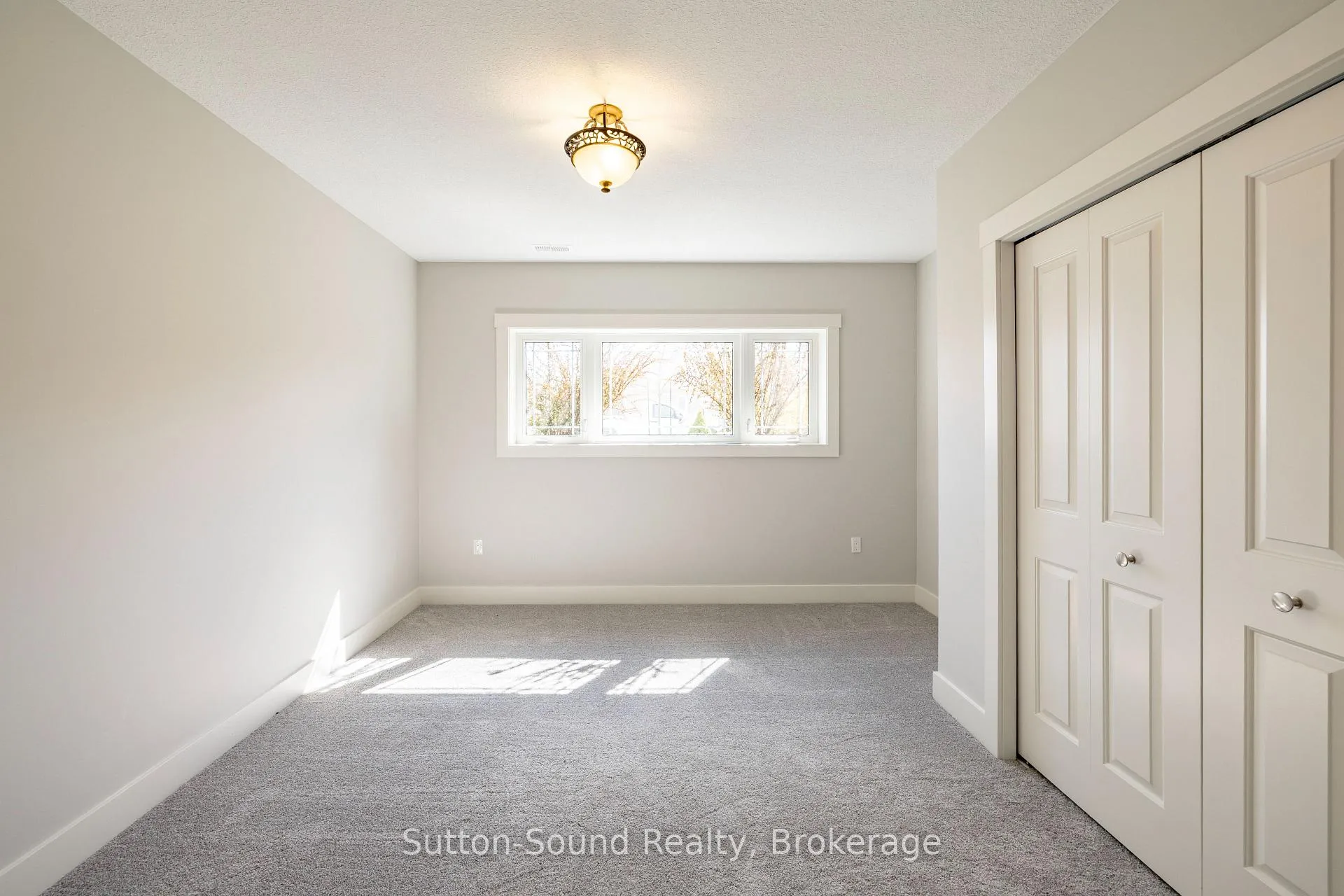 Photo 28 of 368 5th Ave A W, Owen Sound — HOMEH