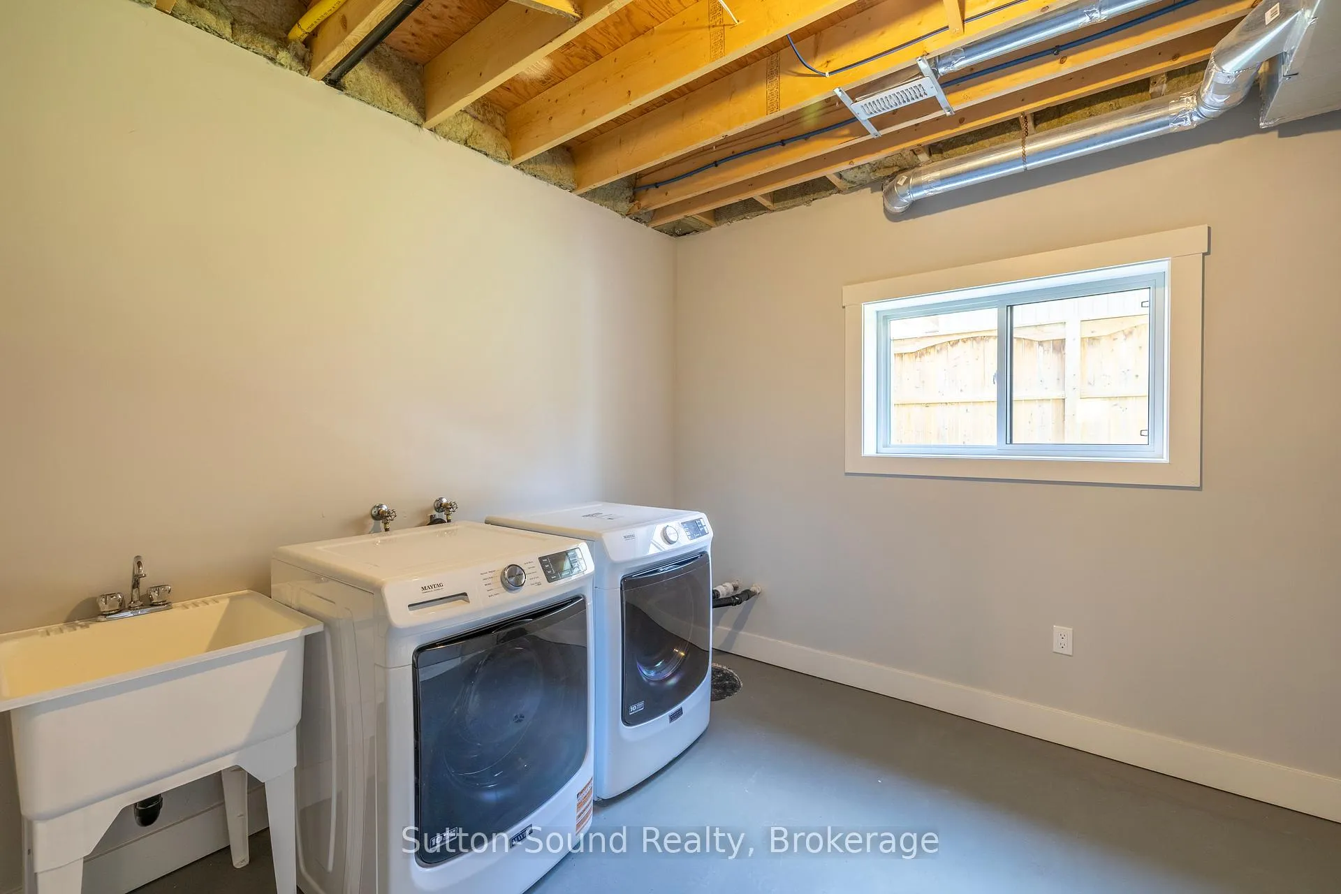 Photo 33 of 368 5th Ave A W, Owen Sound — HOMEH