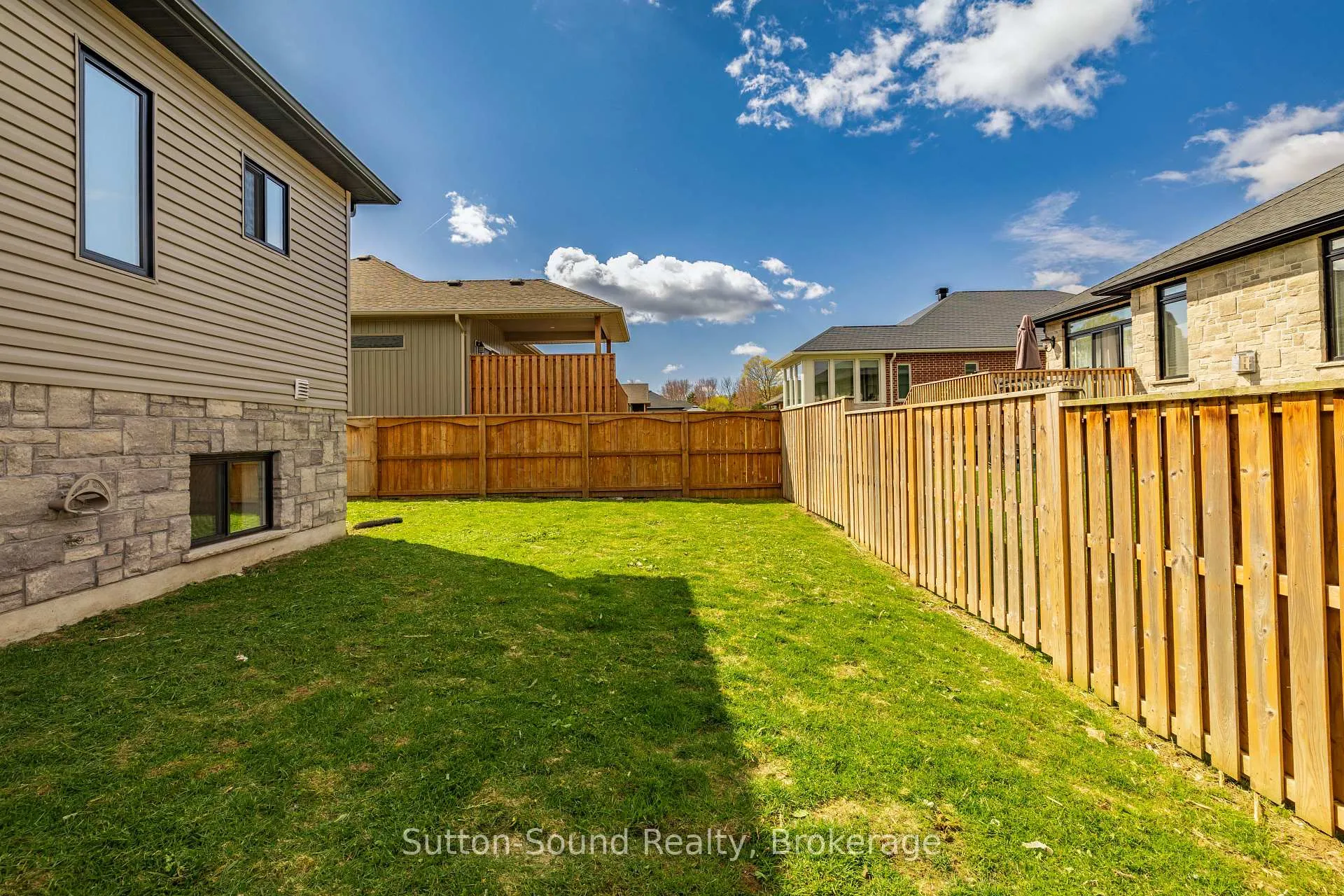 Photo 39 of 368 5th Ave A W, Owen Sound — HOMEH
