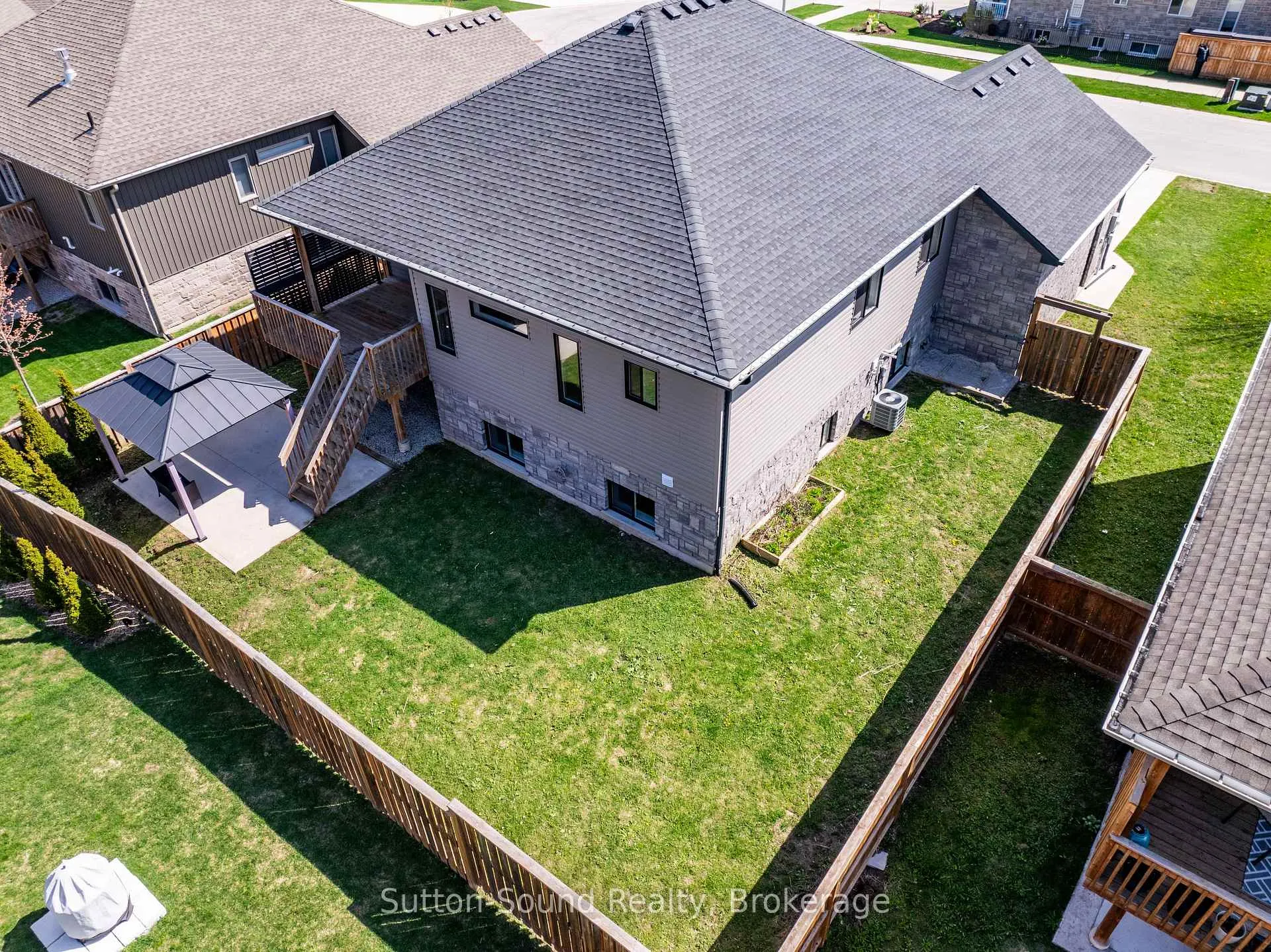 Photo 43 of 368 5th Ave A W, Owen Sound — HOMEH