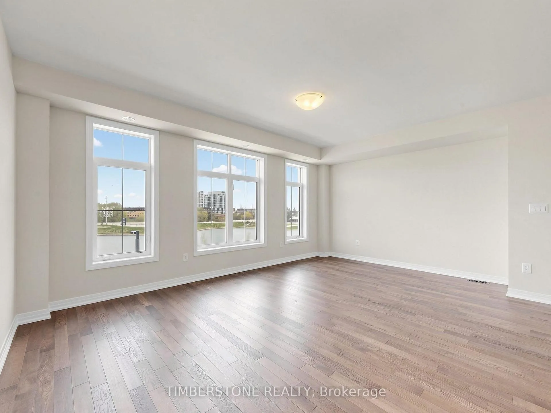 Photo 6 of 76 Blue Pond Drive, Brampton, Northwest Brampton — HOMEH