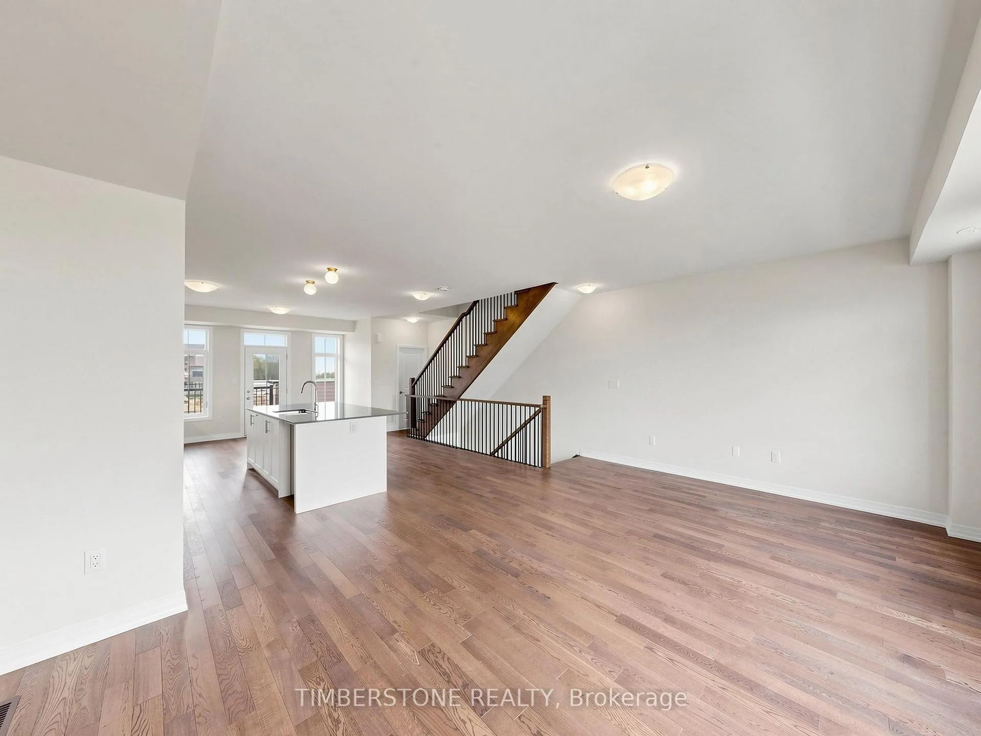 Photo 8 of 76 Blue Pond Drive, Brampton, Northwest Brampton — HOMEH