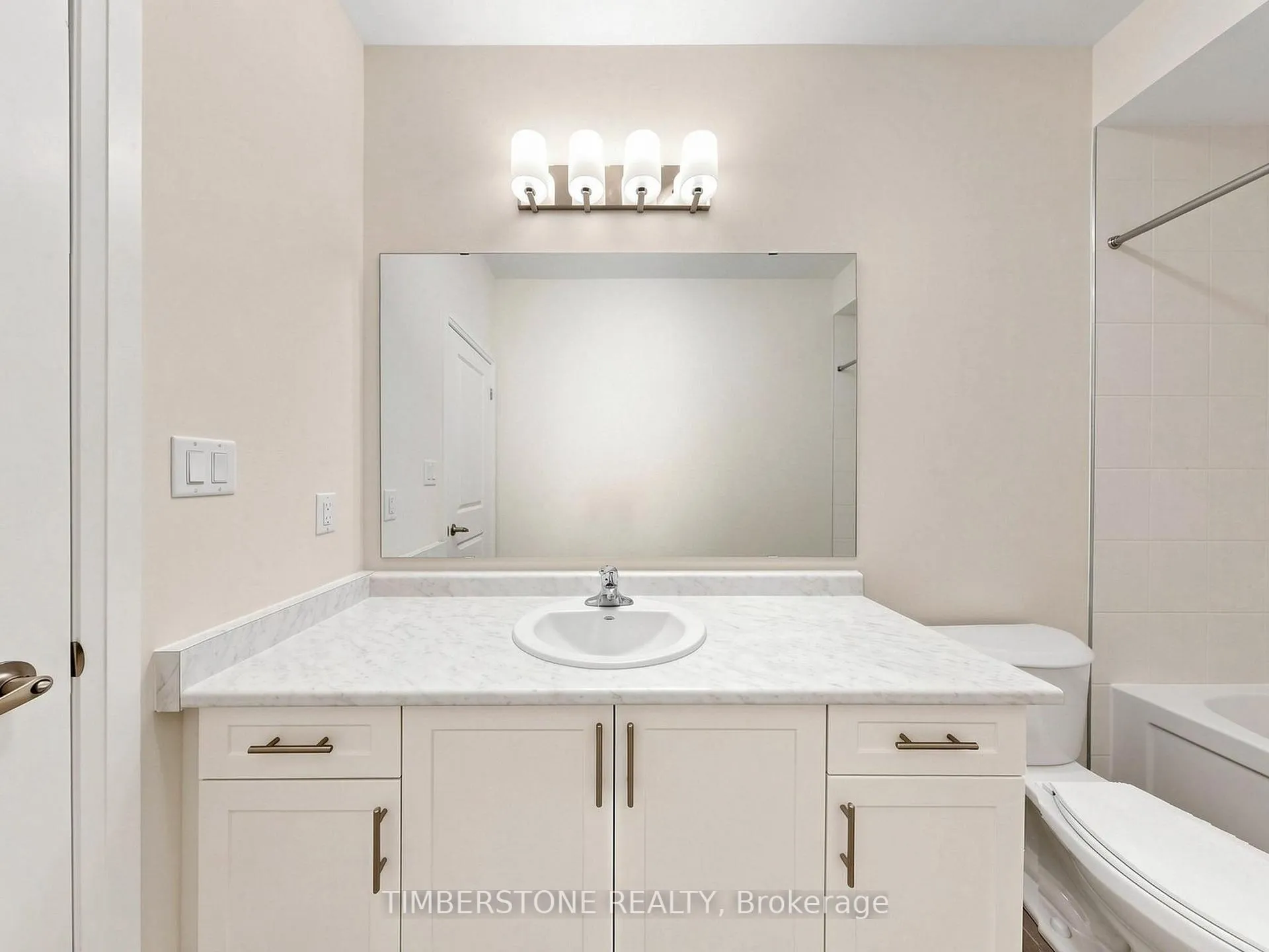 Photo 28 of 76 Blue Pond Drive, Brampton, Northwest Brampton — HOMEH