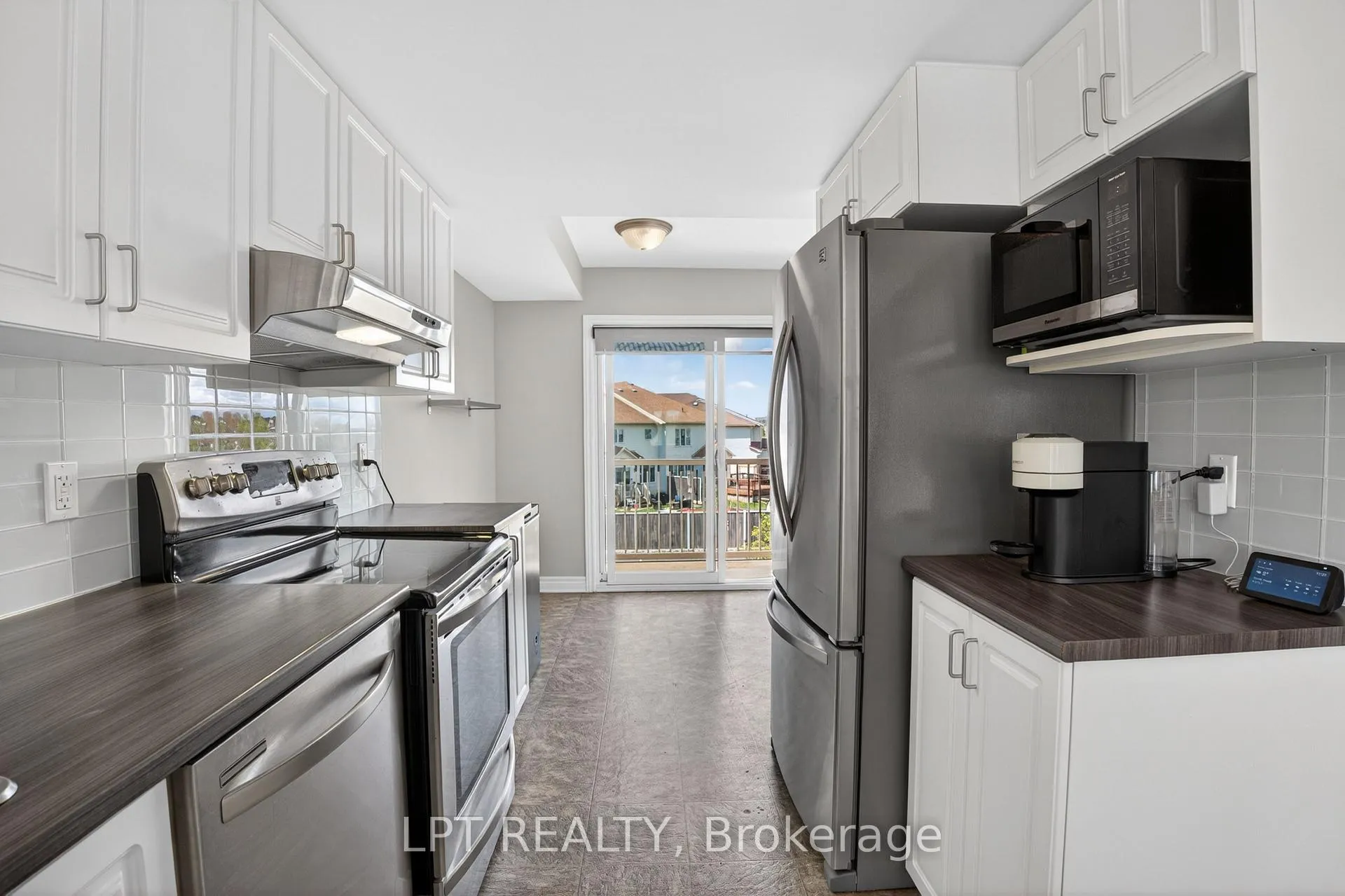 Photo 16 of 2342 Esprit Drive, Ottawa, Avalon East — HOMEH