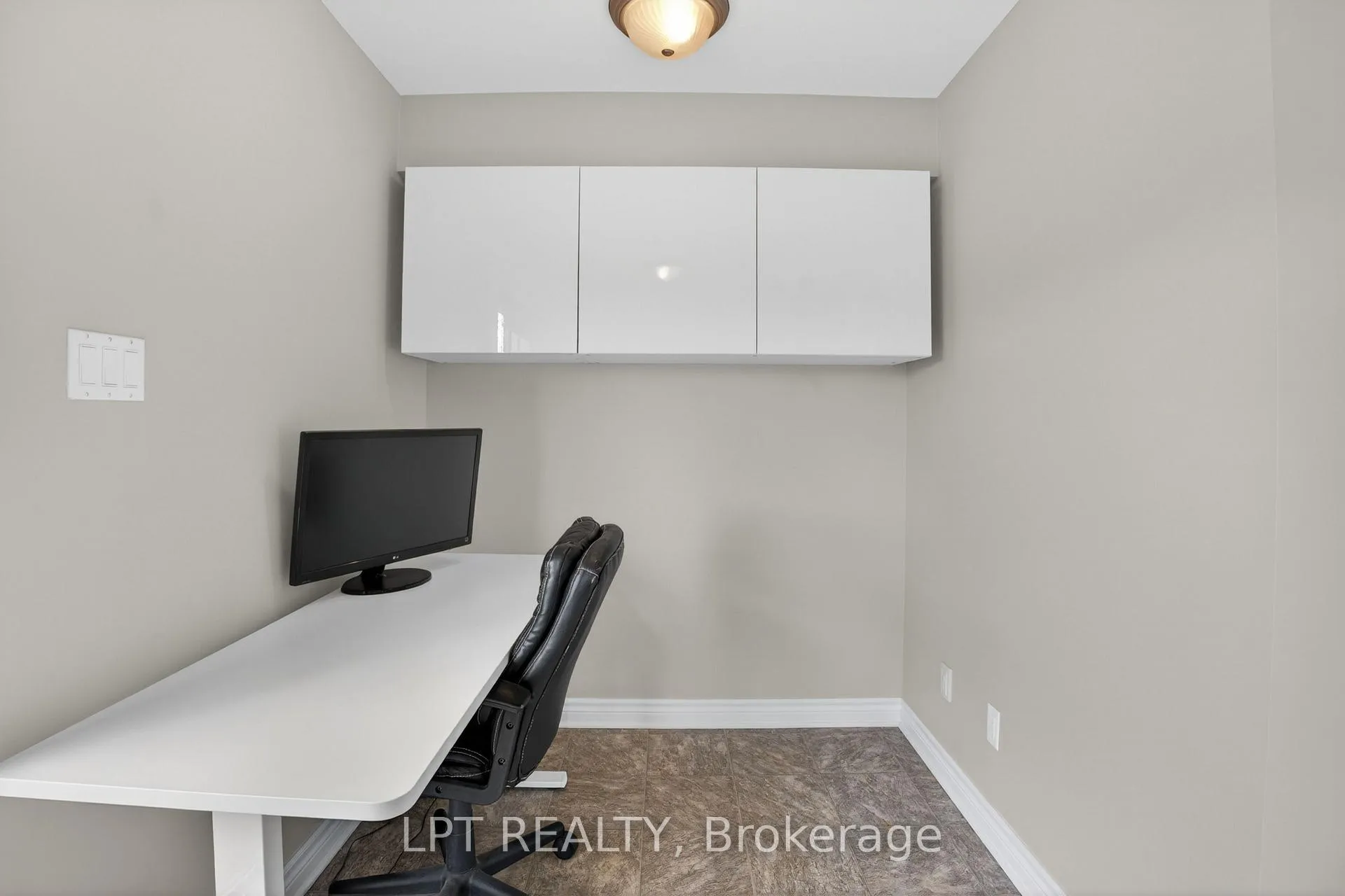 Photo 19 of 2342 Esprit Drive, Ottawa, Avalon East — HOMEH