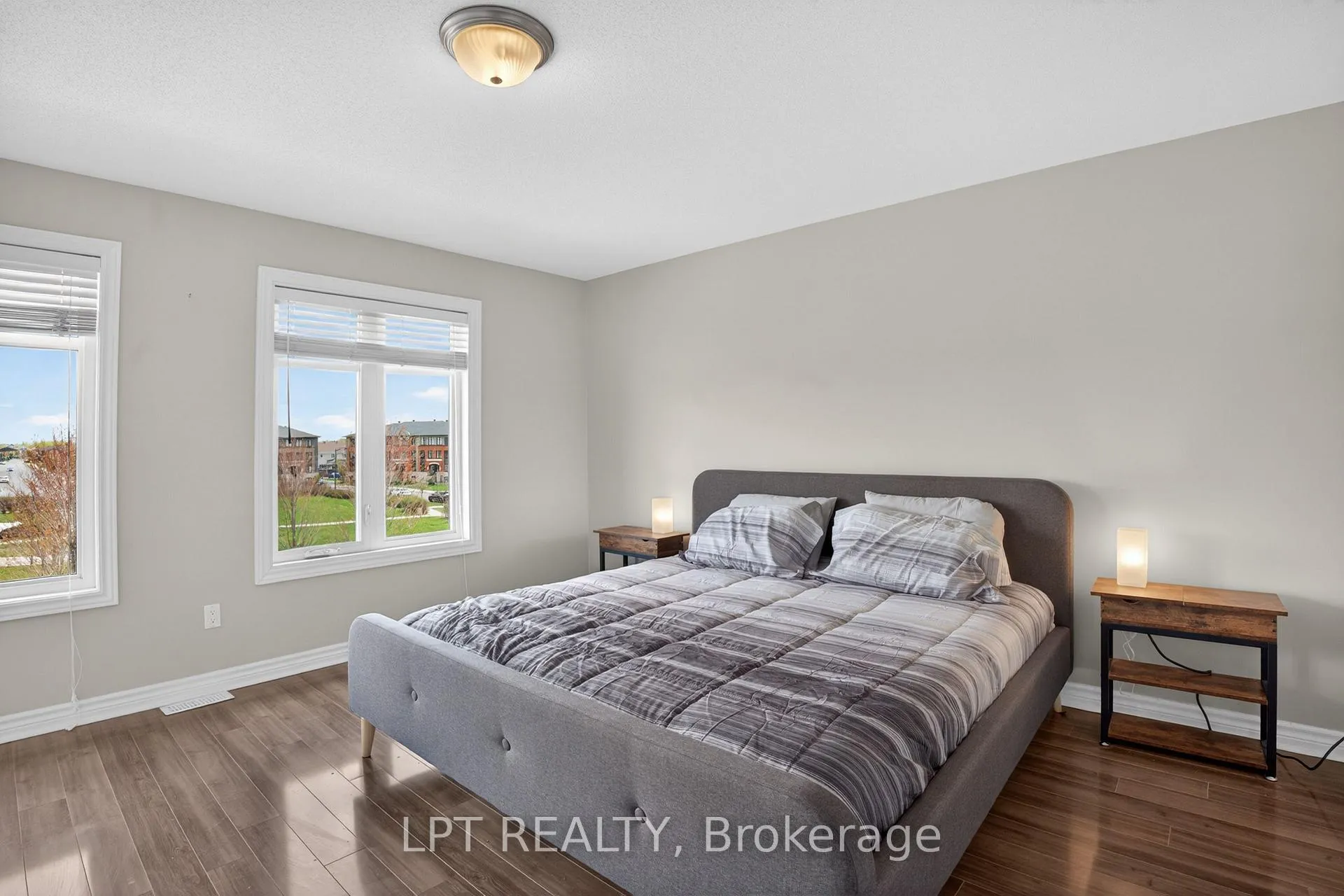 Photo 21 of 2342 Esprit Drive, Ottawa, Avalon East — HOMEH