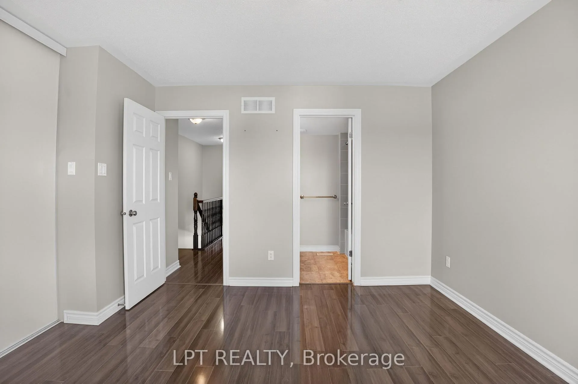 Photo 28 of 2342 Esprit Drive, Ottawa, Avalon East — HOMEH
