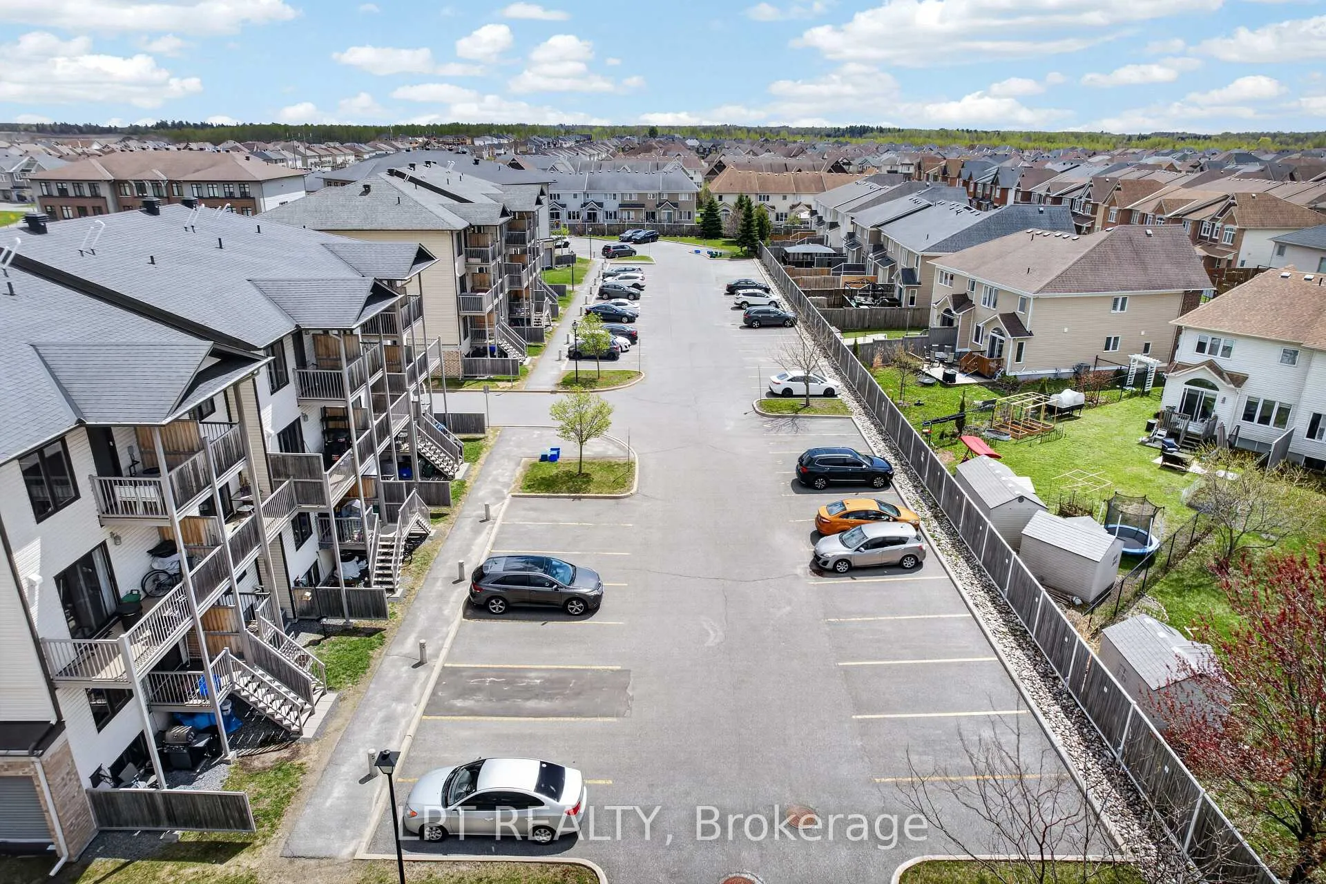 Photo 39 of 2342 Esprit Drive, Ottawa, Avalon East — HOMEH