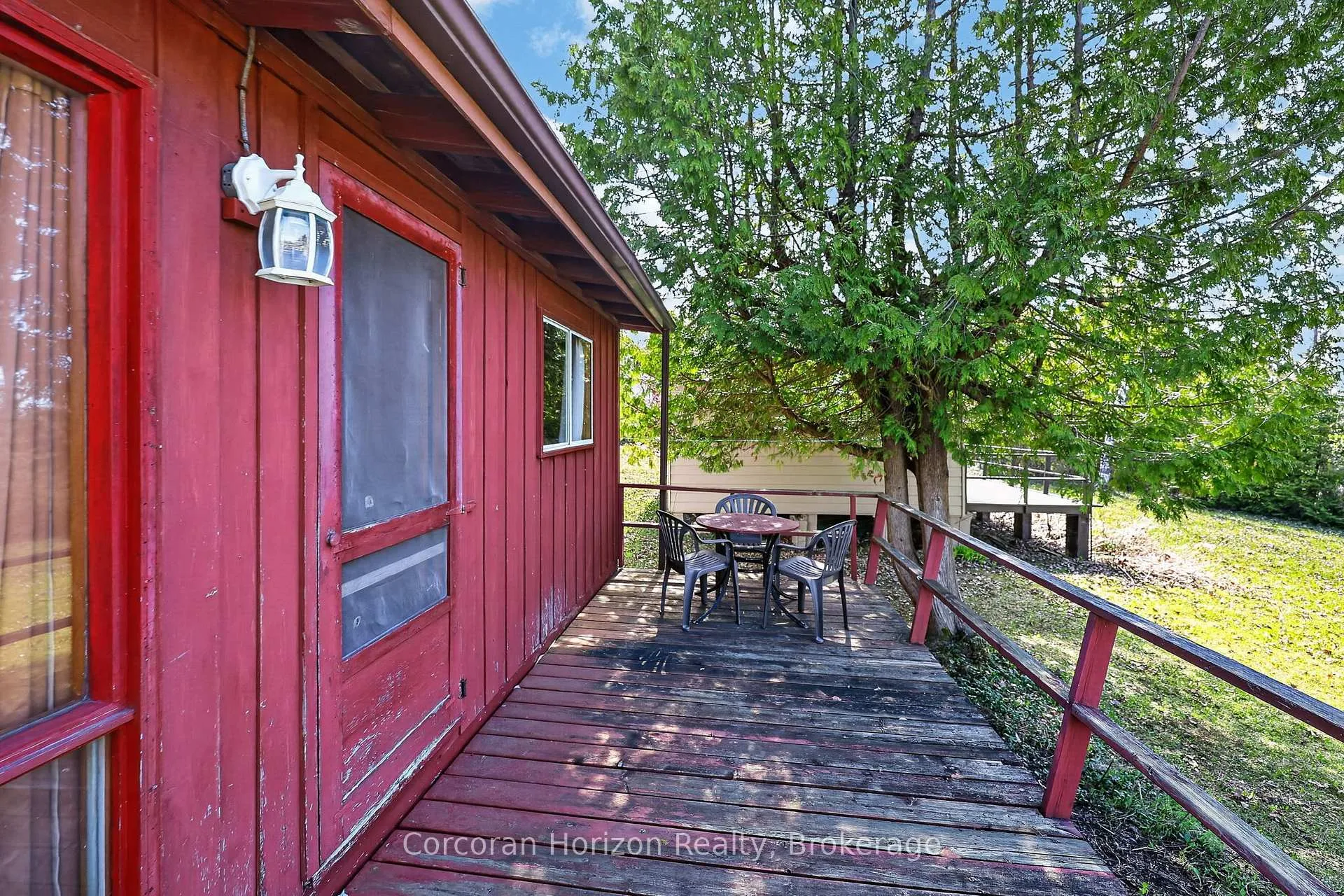 Photo 11 of 26 Waterside Drive, Tay, Port McNicoll — HOMEH