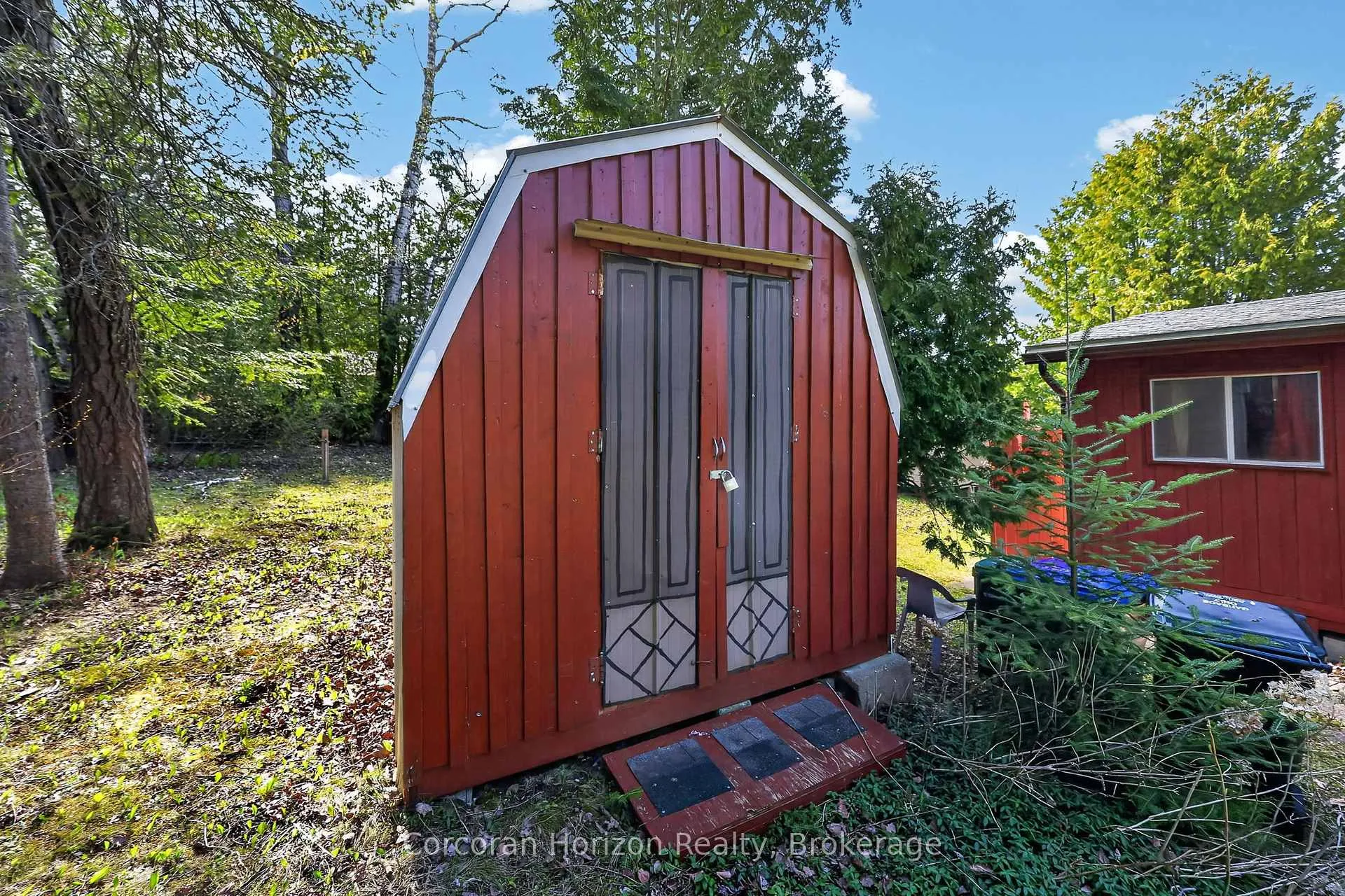 Photo 16 of 26 Waterside Drive, Tay, Port McNicoll — HOMEH