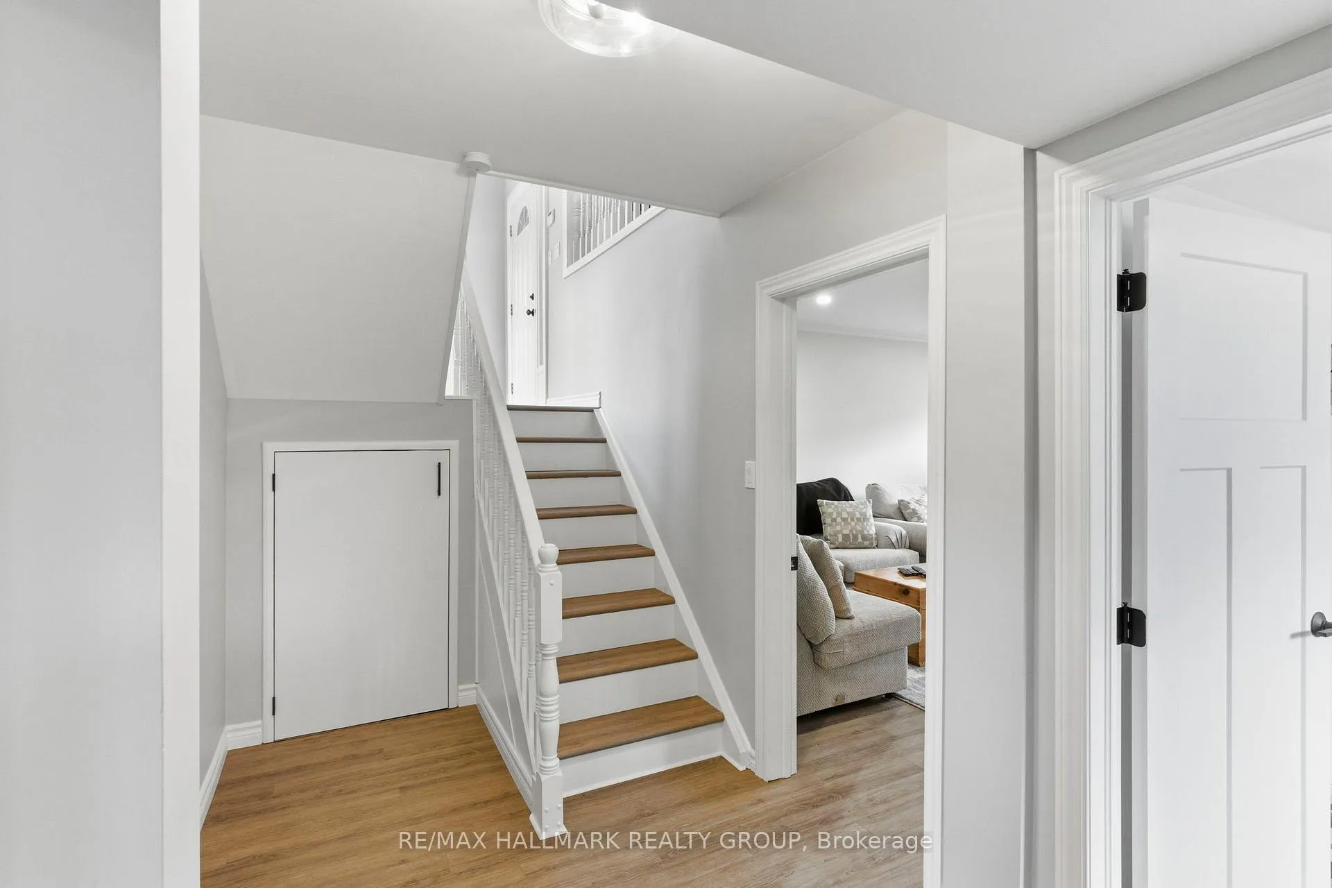 Photo 21 of 22 Elm Avenue, Brockville — HOMEH