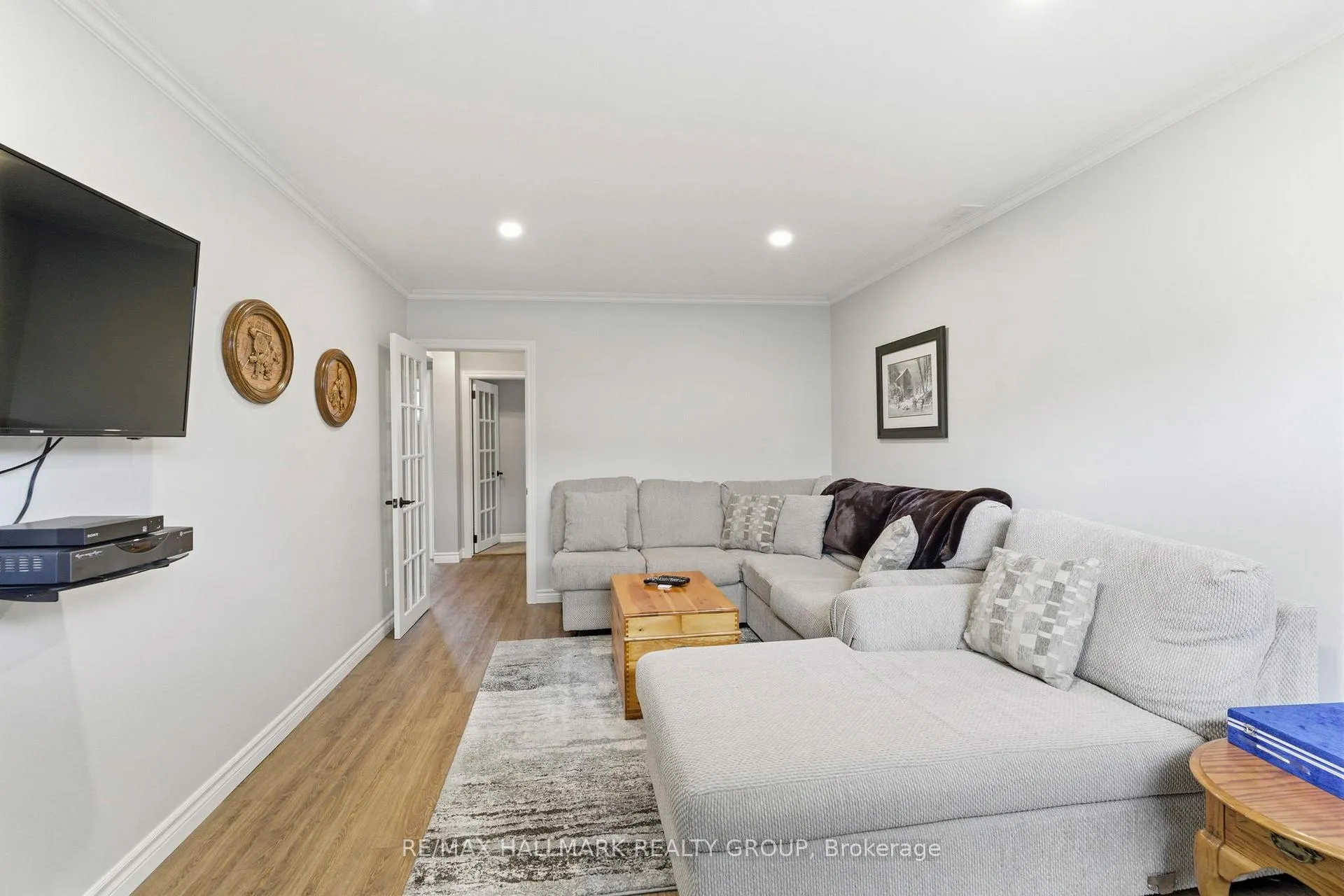 Photo 23 of 22 Elm Avenue, Brockville — HOMEH