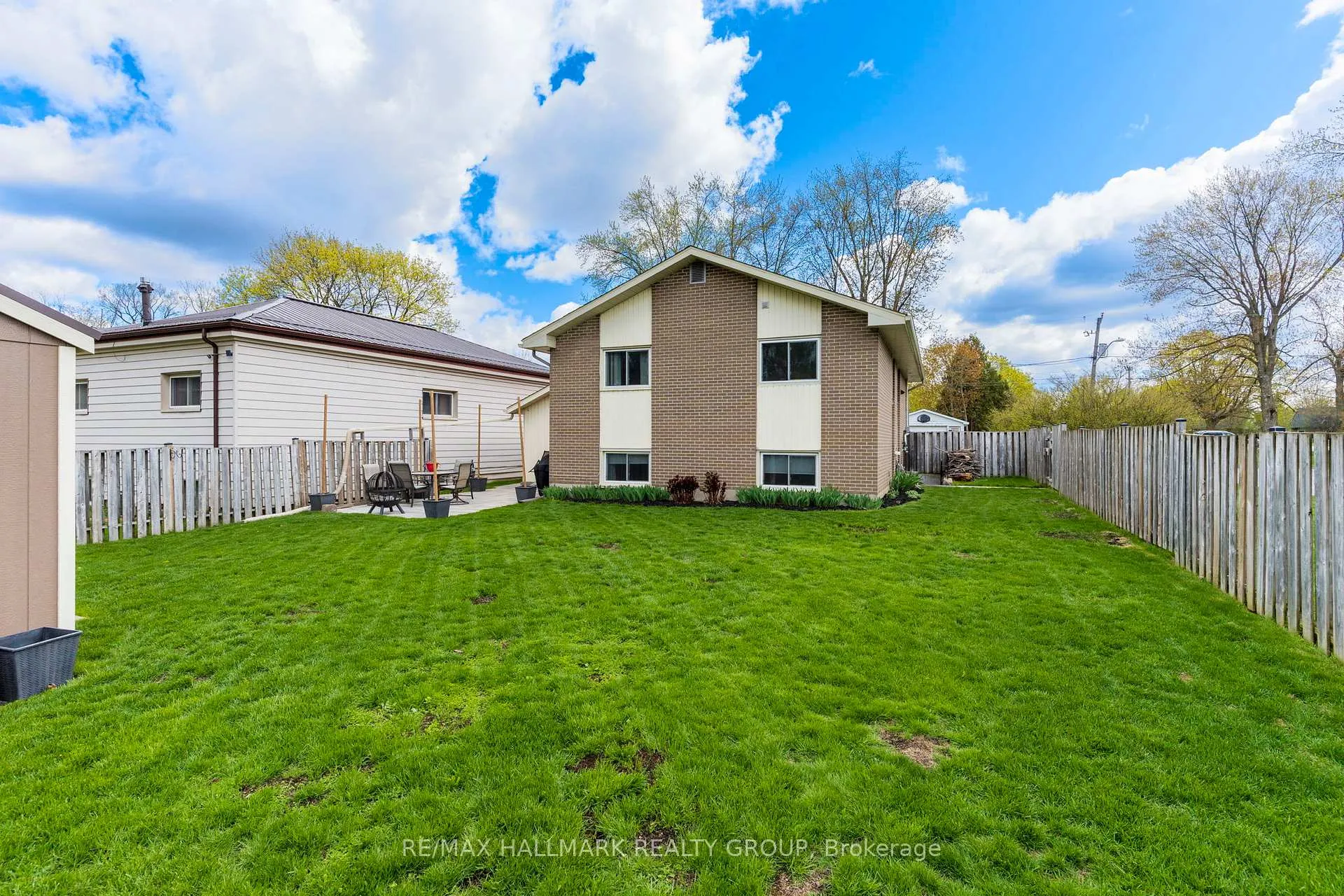Photo 33 of 22 Elm Avenue, Brockville — HOMEH