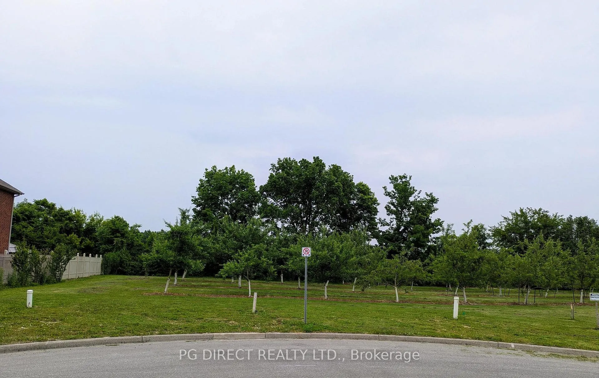Photo 4 of 147 Thrasher Drive E, Amherstburg — HOMEH