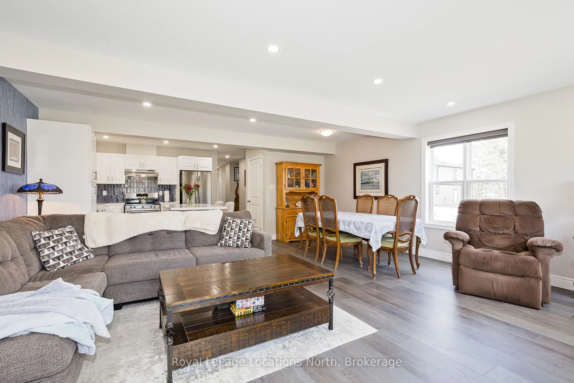 Photo 16 of 221 Equality Drive, Meaford — HOMEH