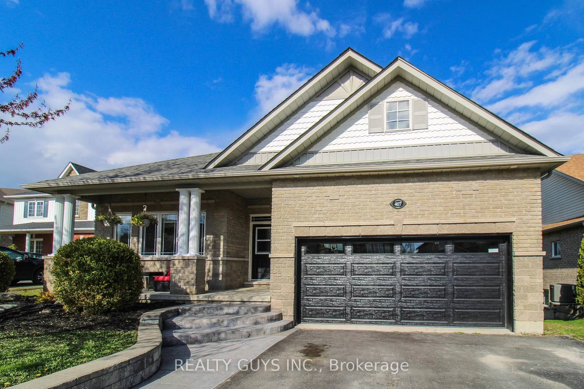 Front of 407 Carriage Lane