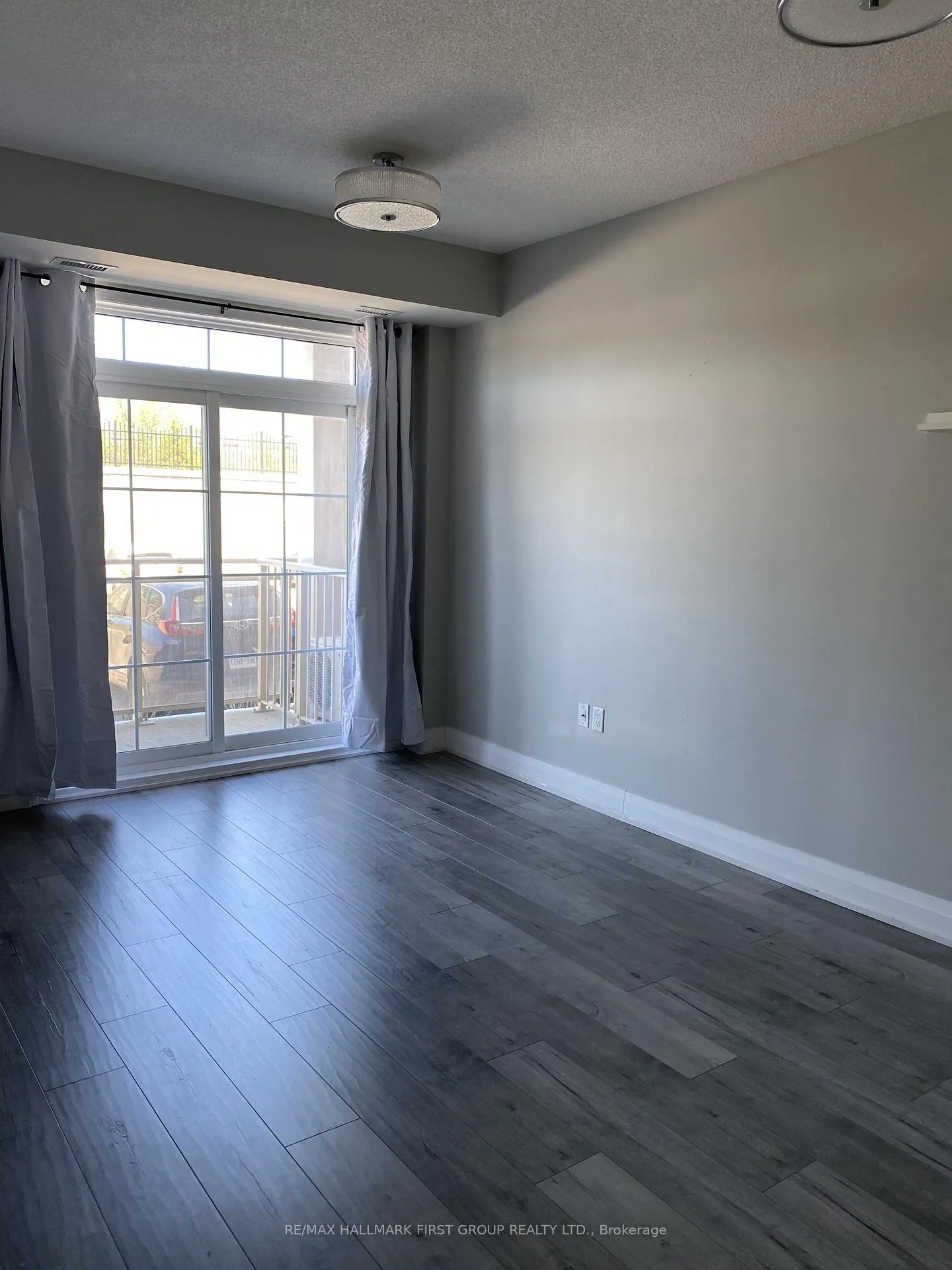 Photo 4 of Unit 111, 80 Aspen Springs Drive, Clarington, Bowmanville — HOMEH