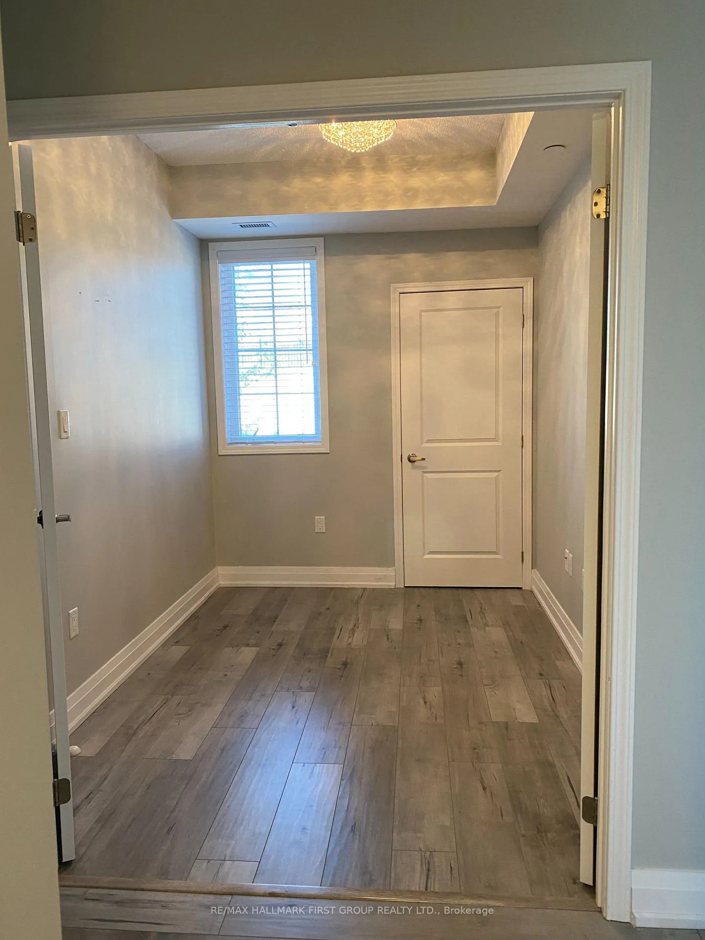 Photo 5 of Unit 111, 80 Aspen Springs Drive, Clarington, Bowmanville — HOMEH