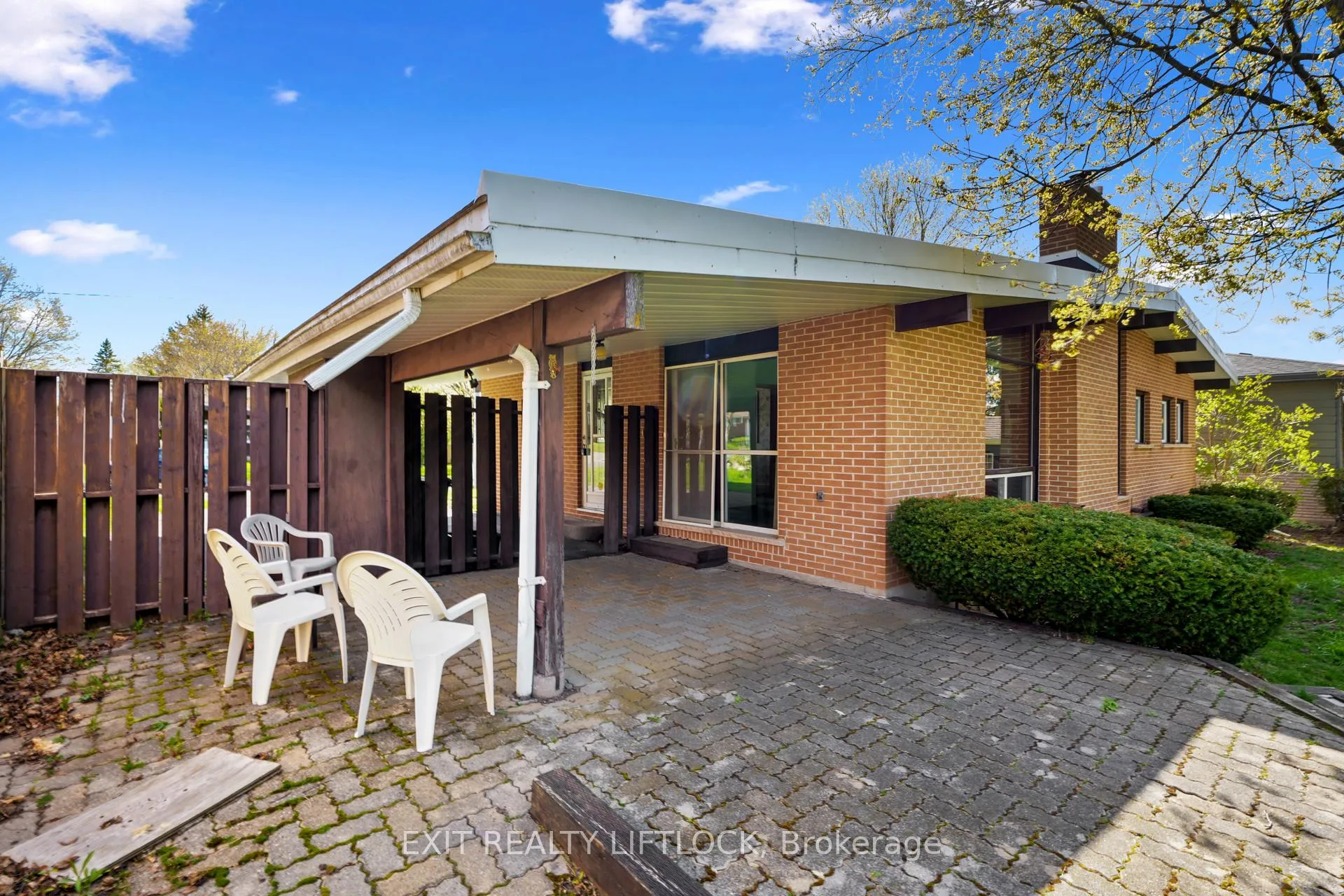 Photo 22 of 1224 Cabot Street, Peterborough, Northcrest Ward 5 — HOMEH