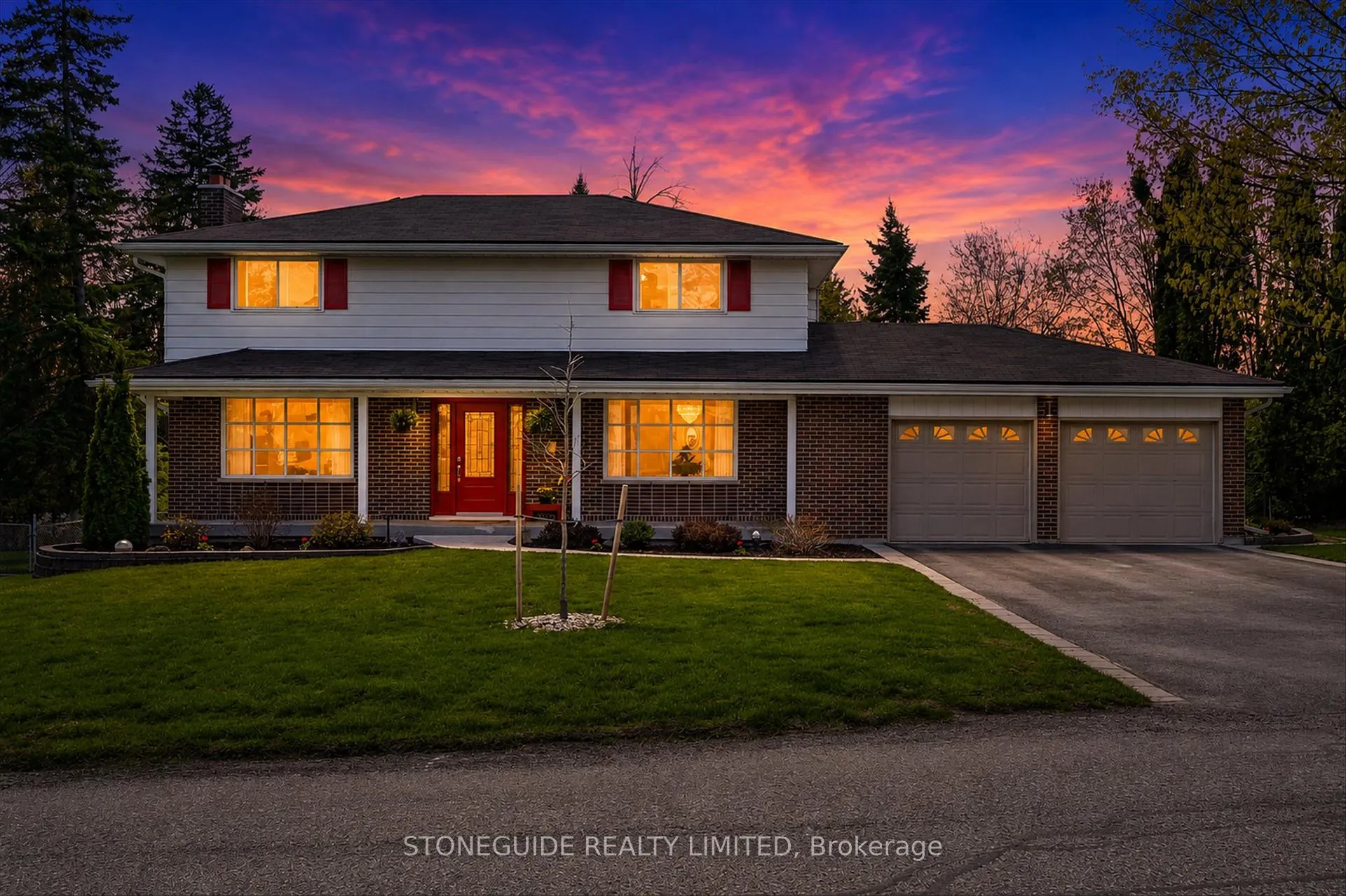 Photo 3 of 29 Weller Crescent, Peterborough, Monaghan Ward 2 — HOMEH