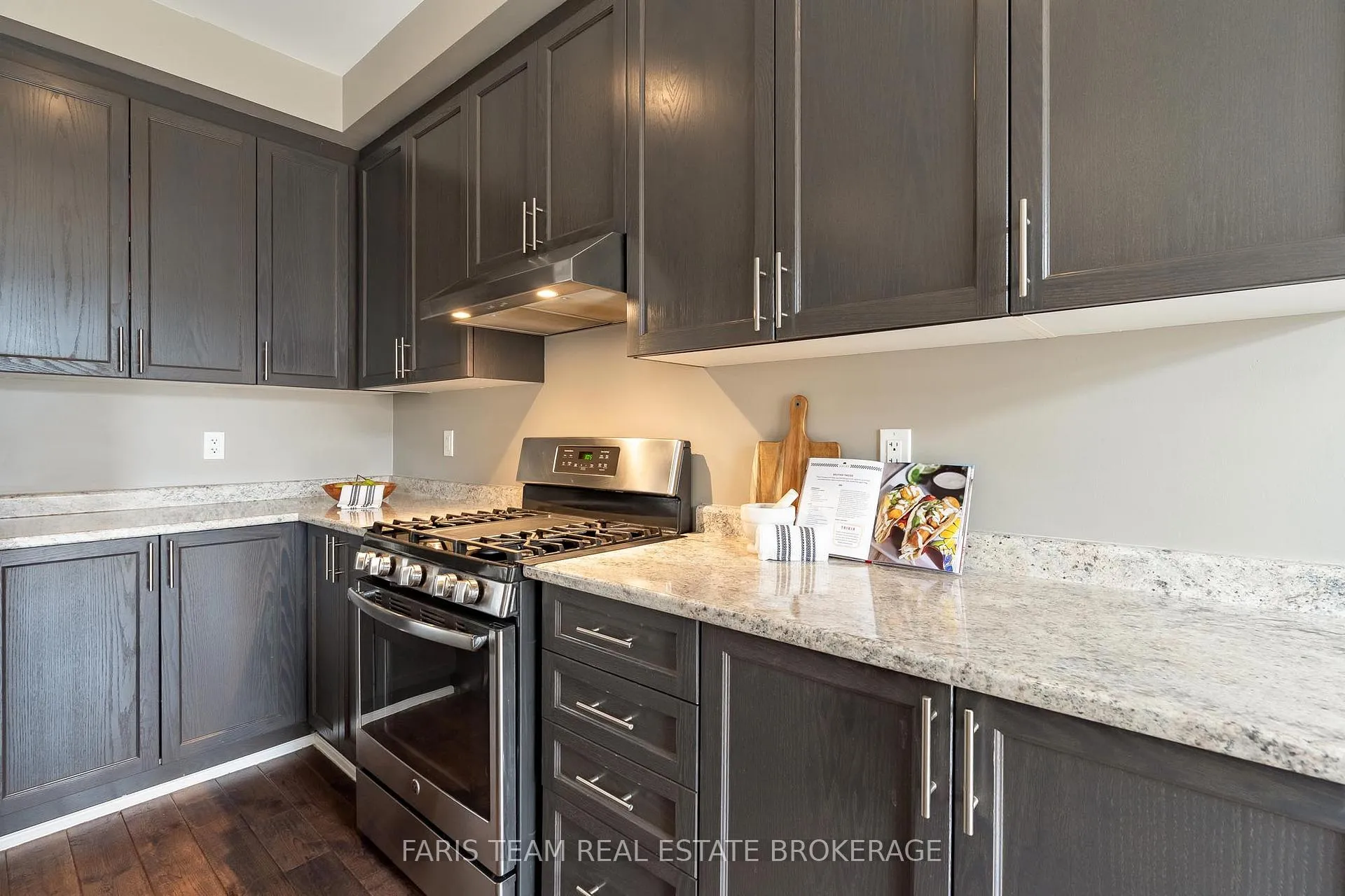 Photo 8 of 97 McGahey Street, New Tecumseth, Tottenham — HOMEH