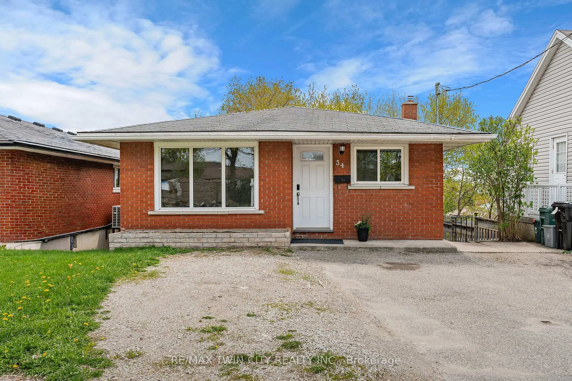 Photo 2 of 34 Avenue Road, Cambridge — HOMEH