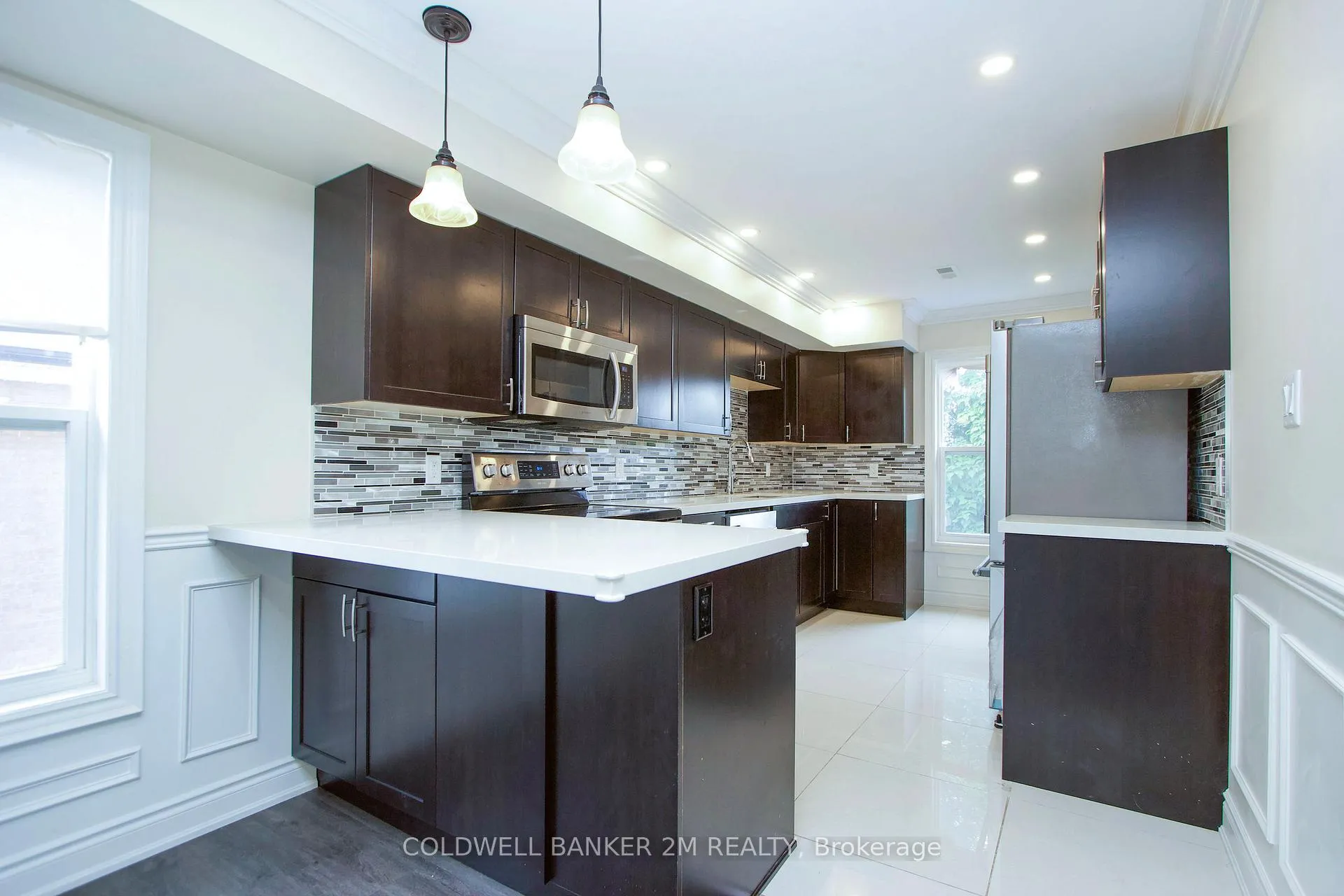 Photo 4 of Unit 2, 242 Kendal Avenue, Oshawa, O'Neill — HOMEH