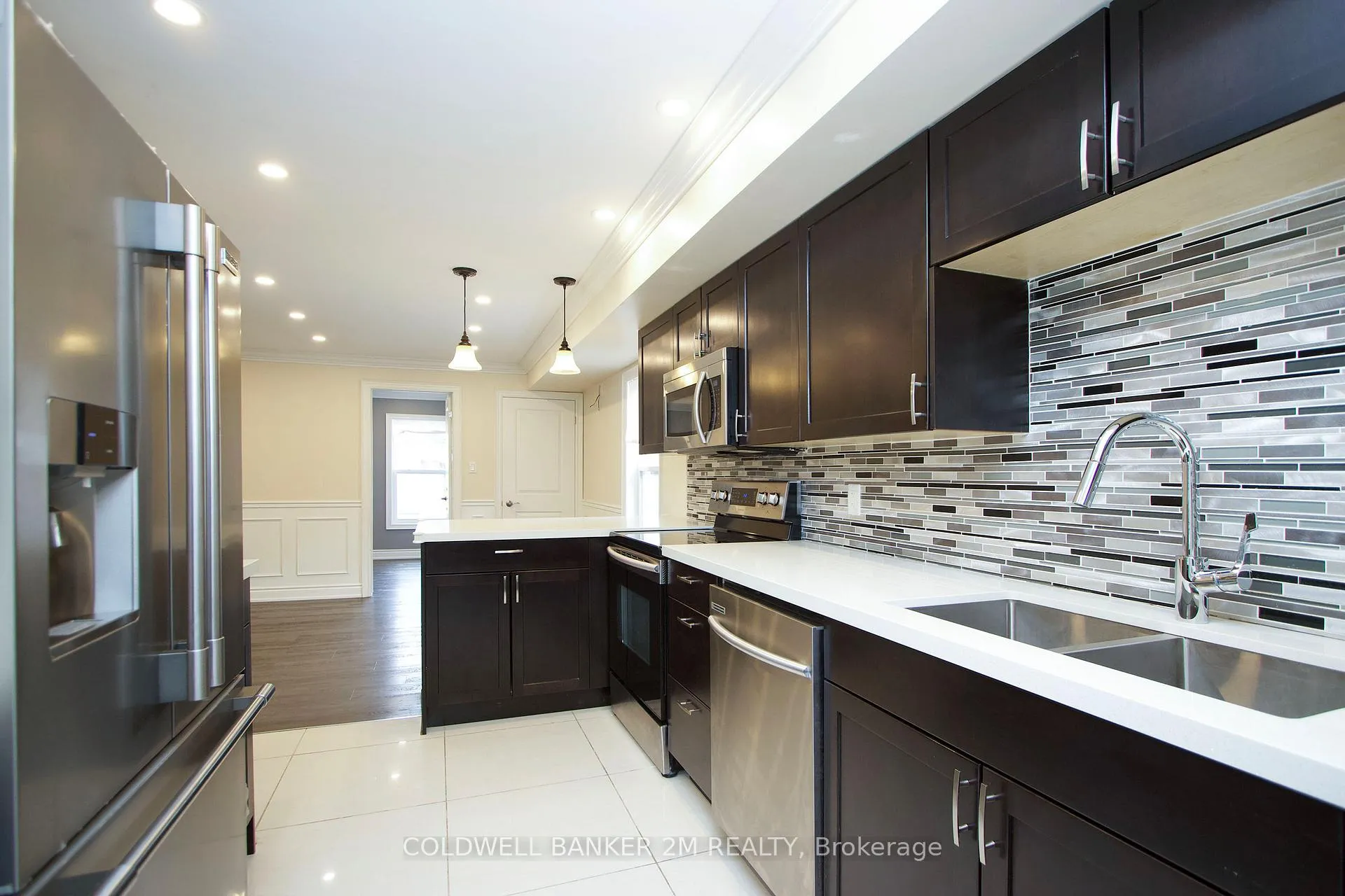 Photo 5 of Unit 2, 242 Kendal Avenue, Oshawa, O'Neill — HOMEH