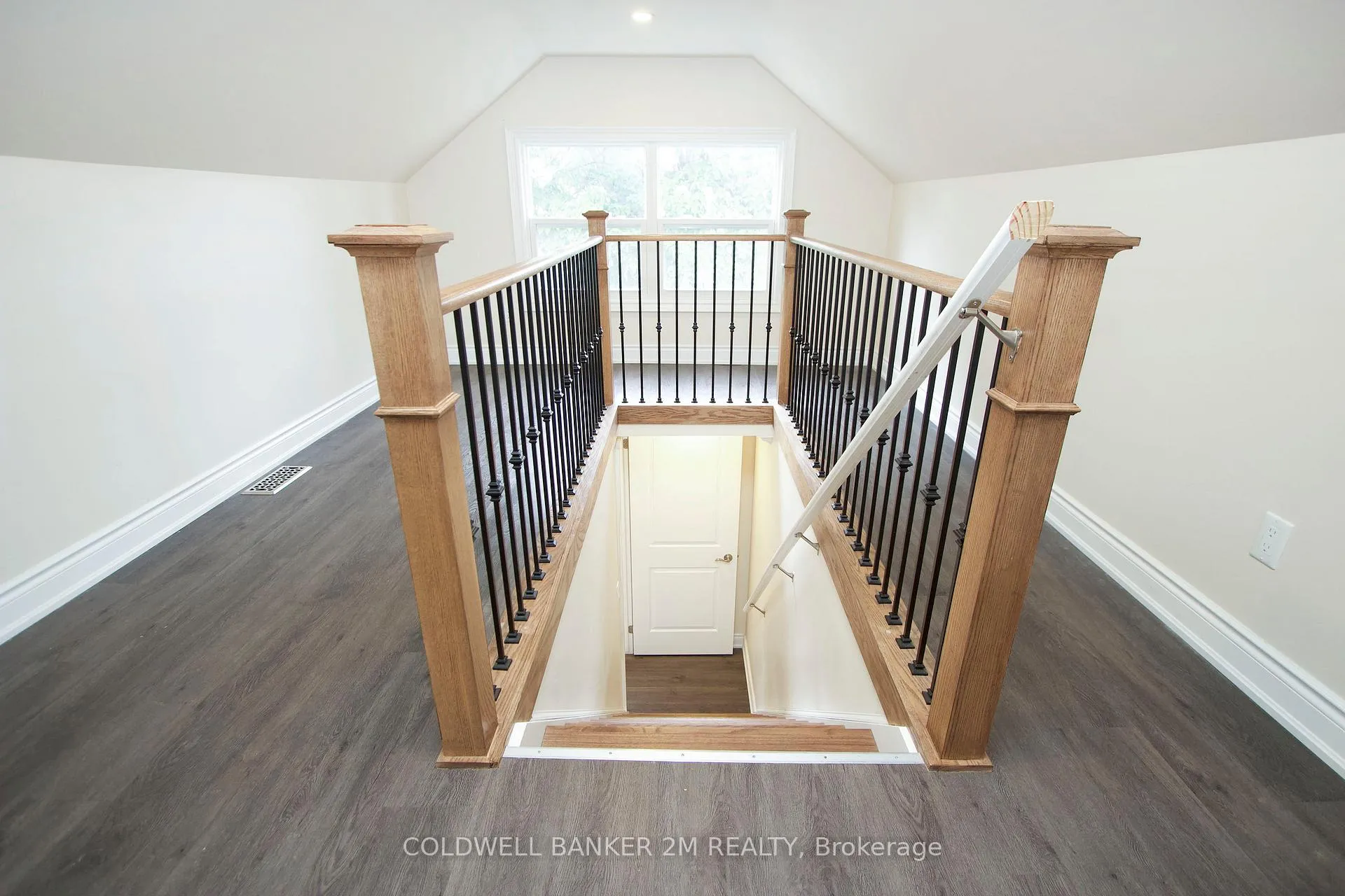 Photo 17 of Unit 2, 242 Kendal Avenue, Oshawa, O'Neill — HOMEH
