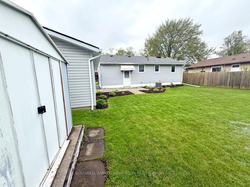 Photo 40 of 25 Thomson Road, Welland, N. Welland — HOMEH