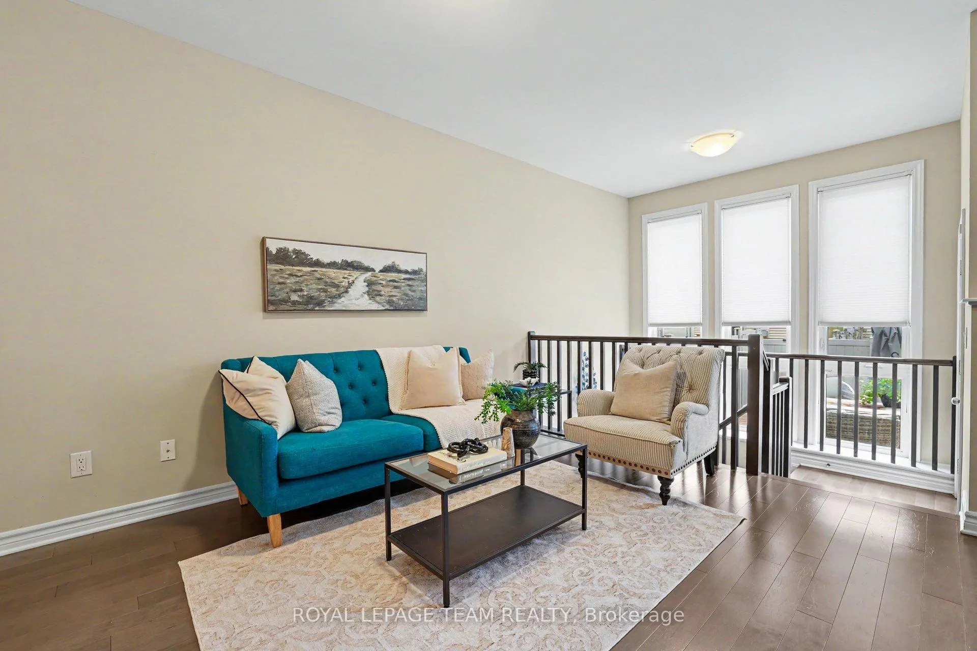 Photo 8 of 293 Fergus Crescent, Ottawa, Barrhaven - Cedargrove/Fraserdale — HOMEH