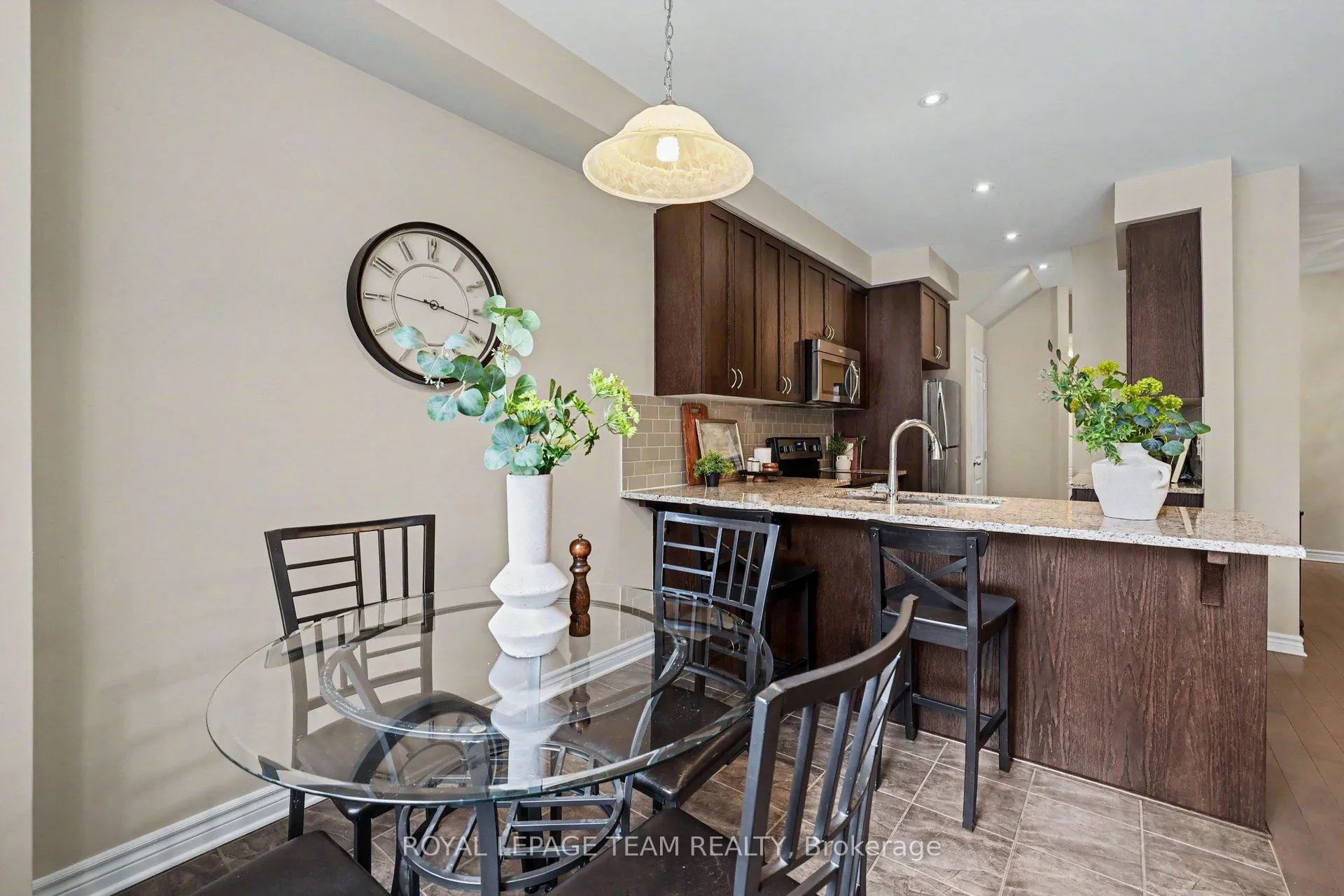 Photo 16 of 293 Fergus Crescent, Ottawa, Barrhaven - Cedargrove/Fraserdale — HOMEH