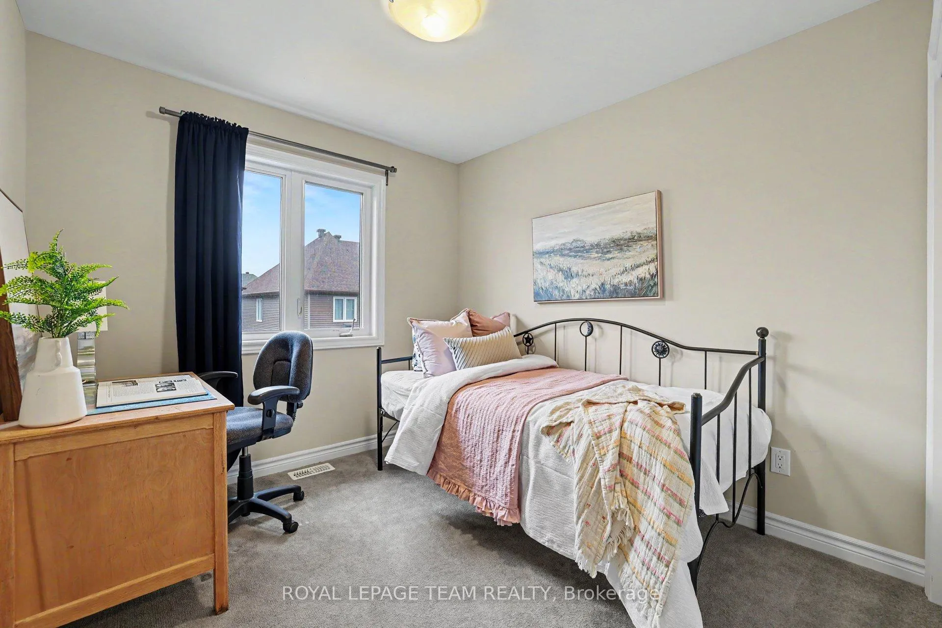 Photo 24 of 293 Fergus Crescent, Ottawa, Barrhaven - Cedargrove/Fraserdale — HOMEH