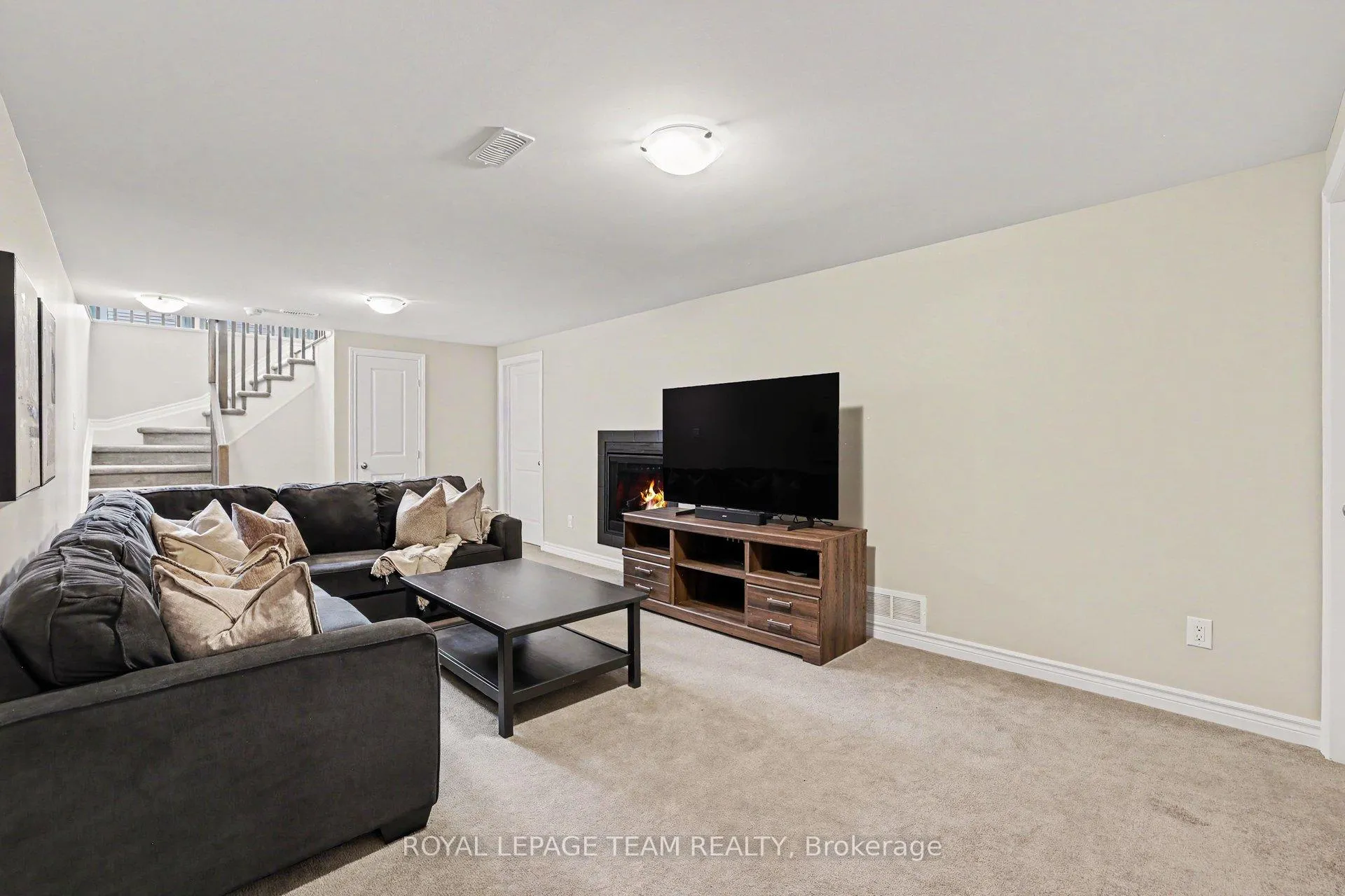 Photo 29 of 293 Fergus Crescent, Ottawa, Barrhaven - Cedargrove/Fraserdale — HOMEH