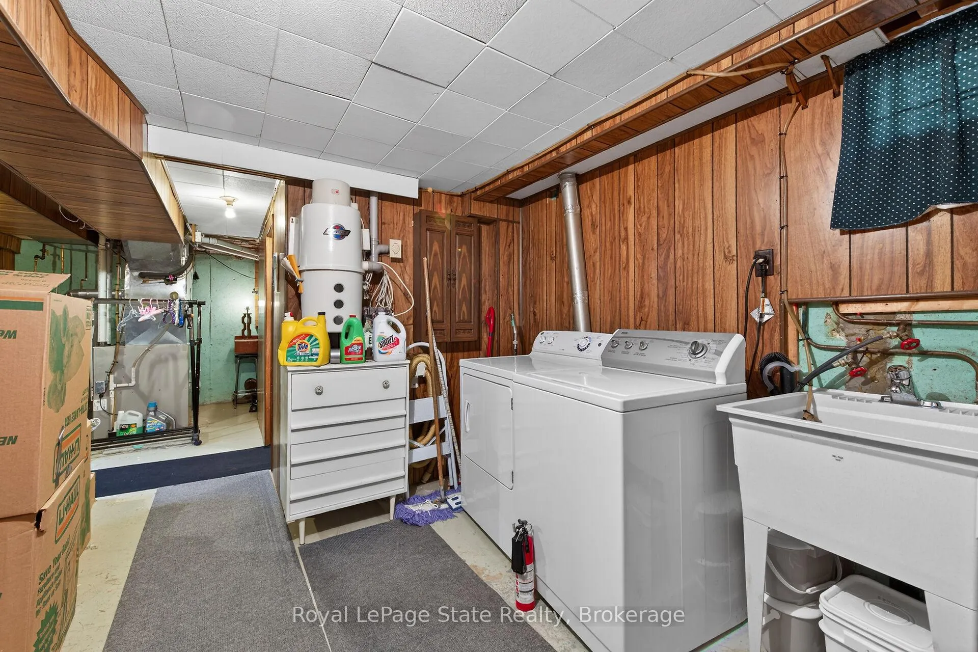Photo 30 of 8 Woodrow Street N, St. Catharines, Secord Woods — HOMEH