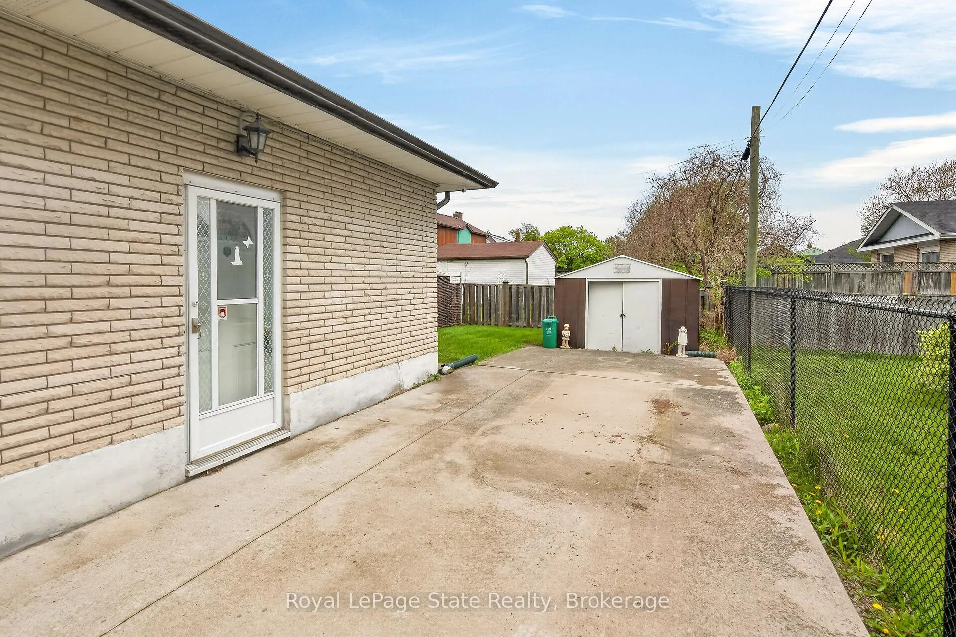 Photo 40 of 8 Woodrow Street N, St. Catharines, Secord Woods — HOMEH