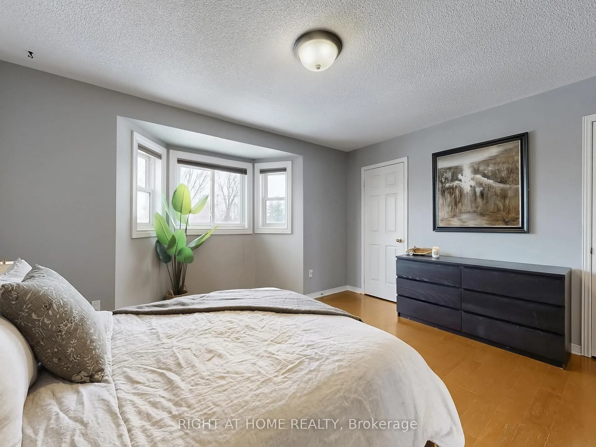 Photo 17 of 605 Willowick Drive, Newmarket, Stonehaven-Wyndham — HOMEH