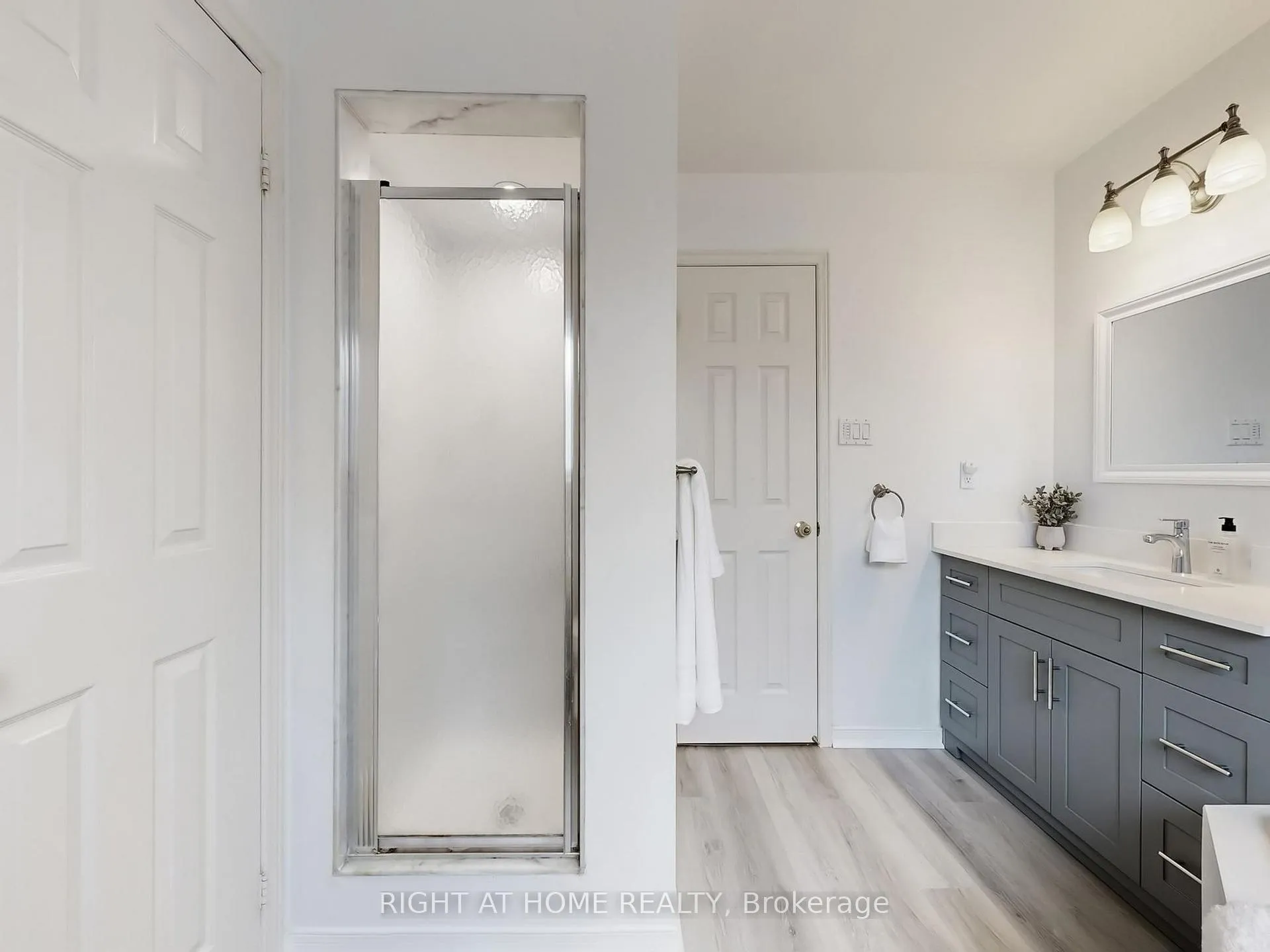 Photo 20 of 605 Willowick Drive, Newmarket, Stonehaven-Wyndham — HOMEH